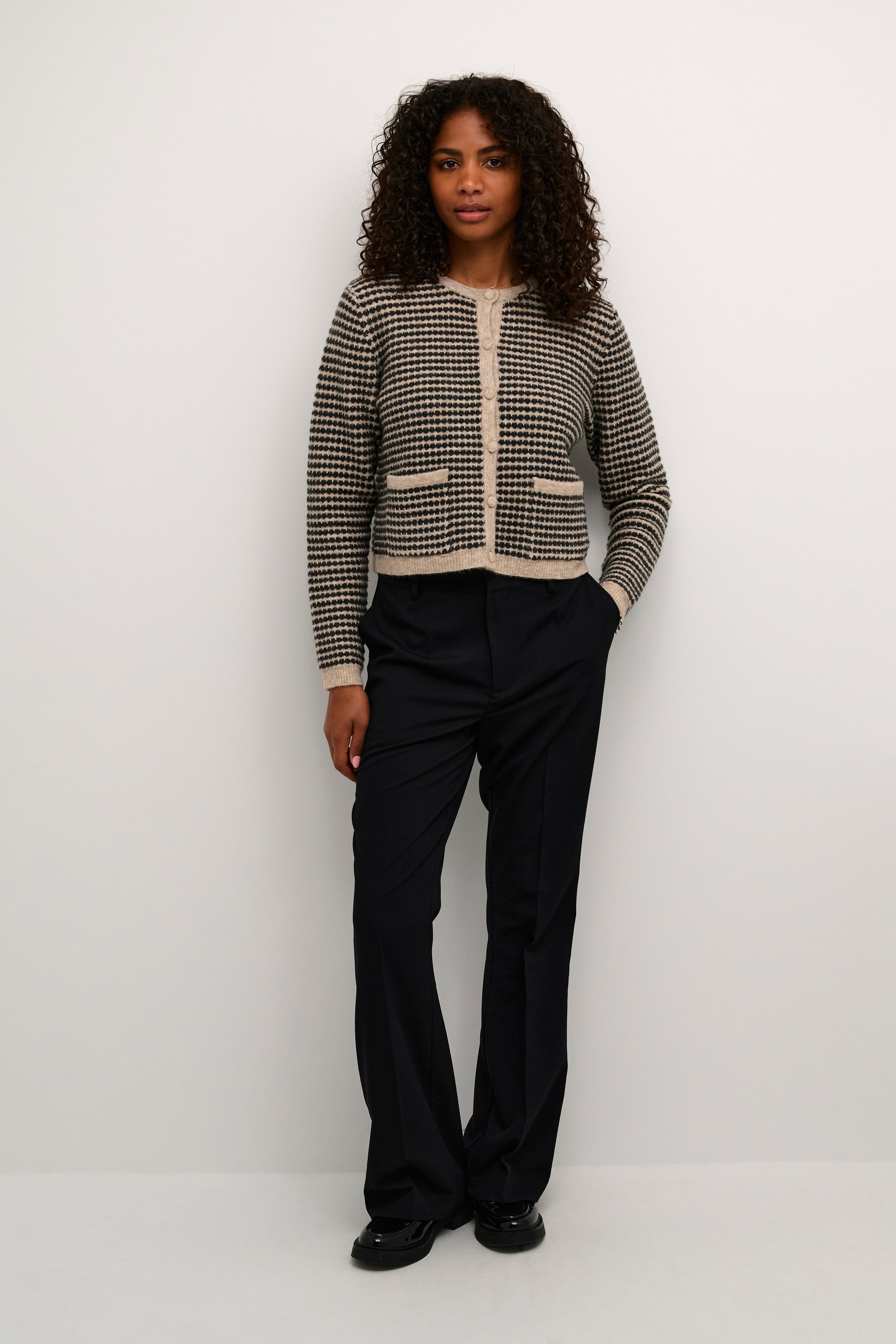 Pants Suiting Regular fit Black