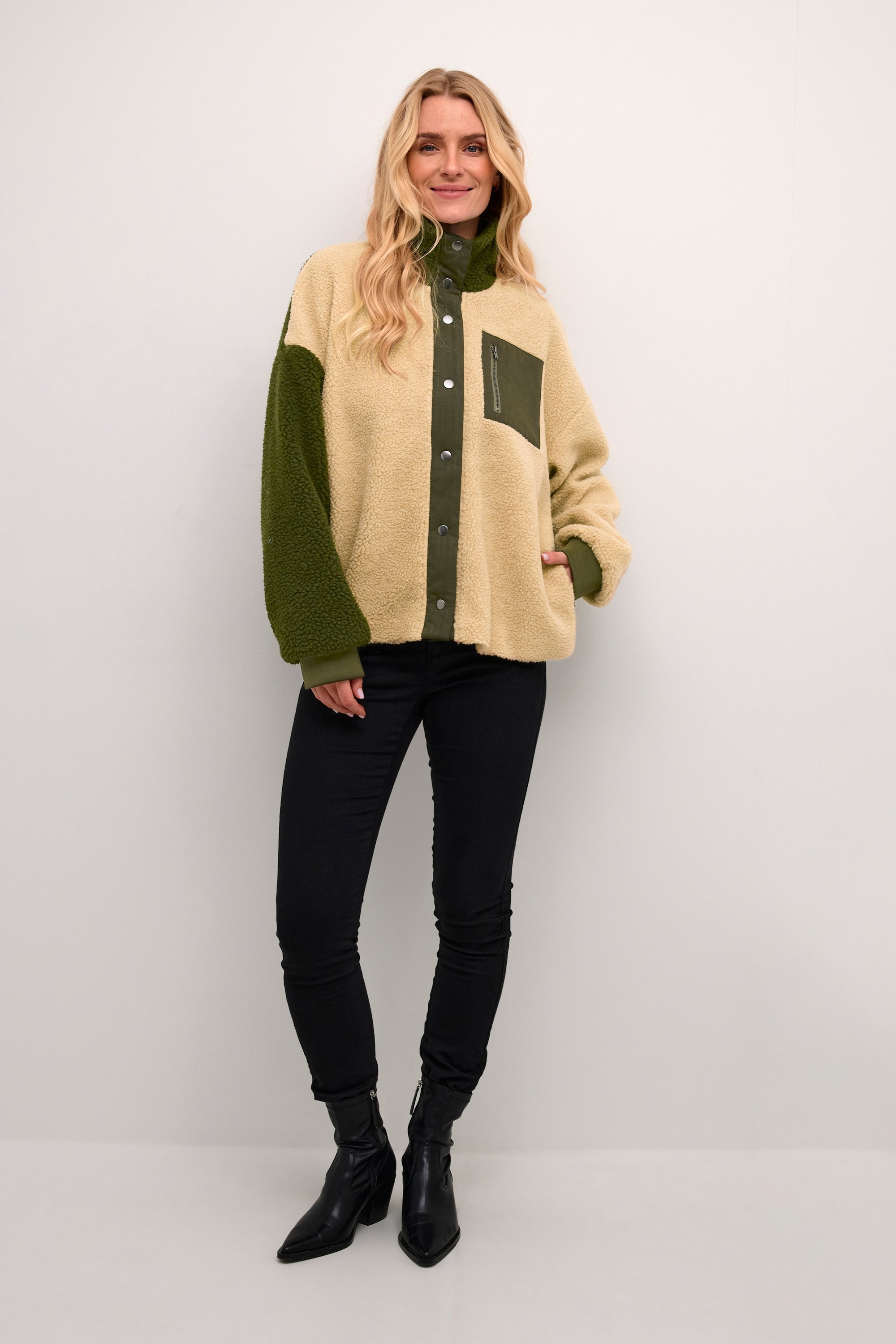 Jacke CUtally Jacke Oversize fit