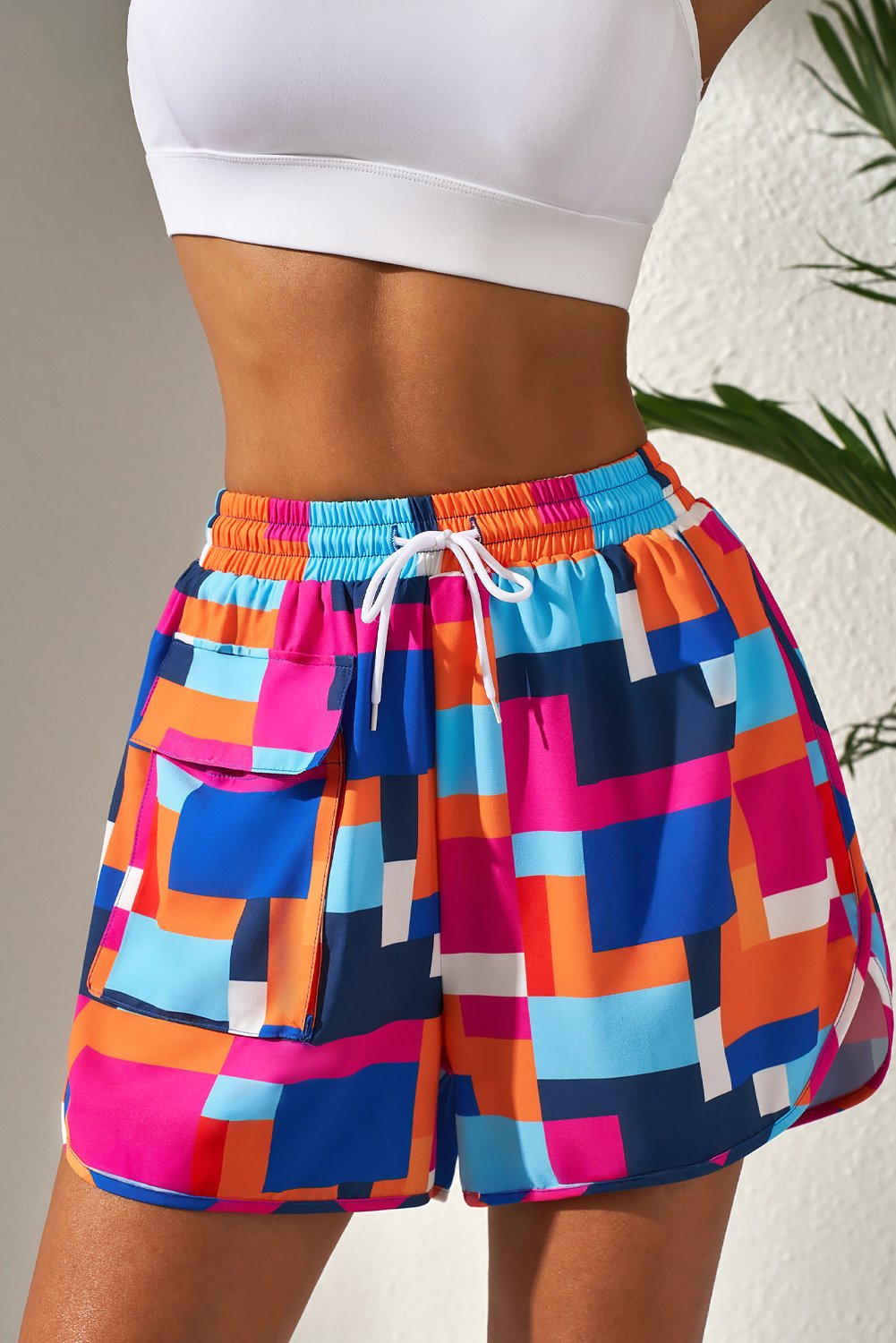 Geometrische Druck-Shorts mit Taschen