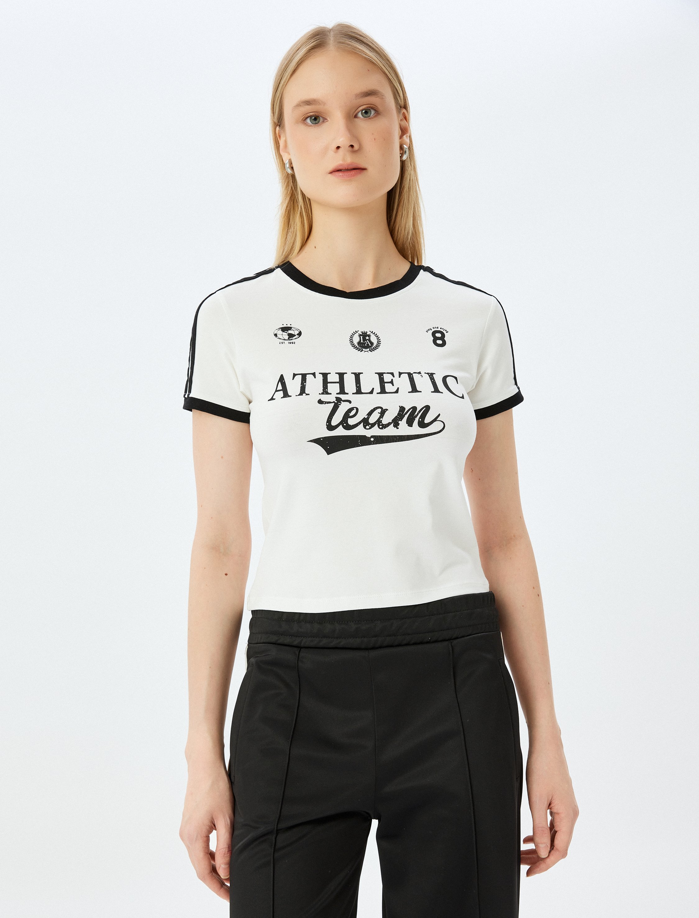 Koton T-shirt Rundhalsausschnitt Kurzärmelig T-shirt