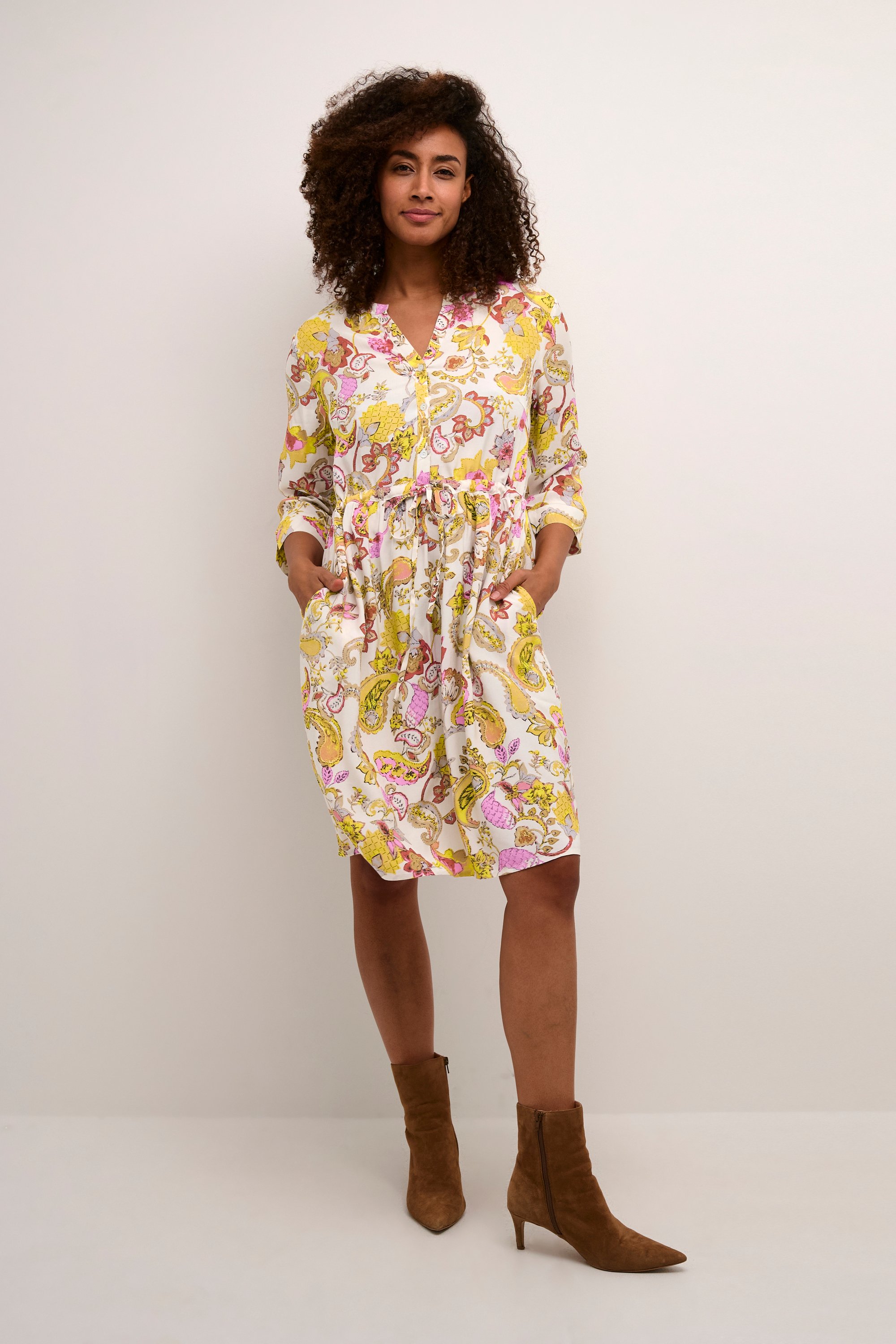 Thumbnail - Kleid mit femininer Silhouette multicolour