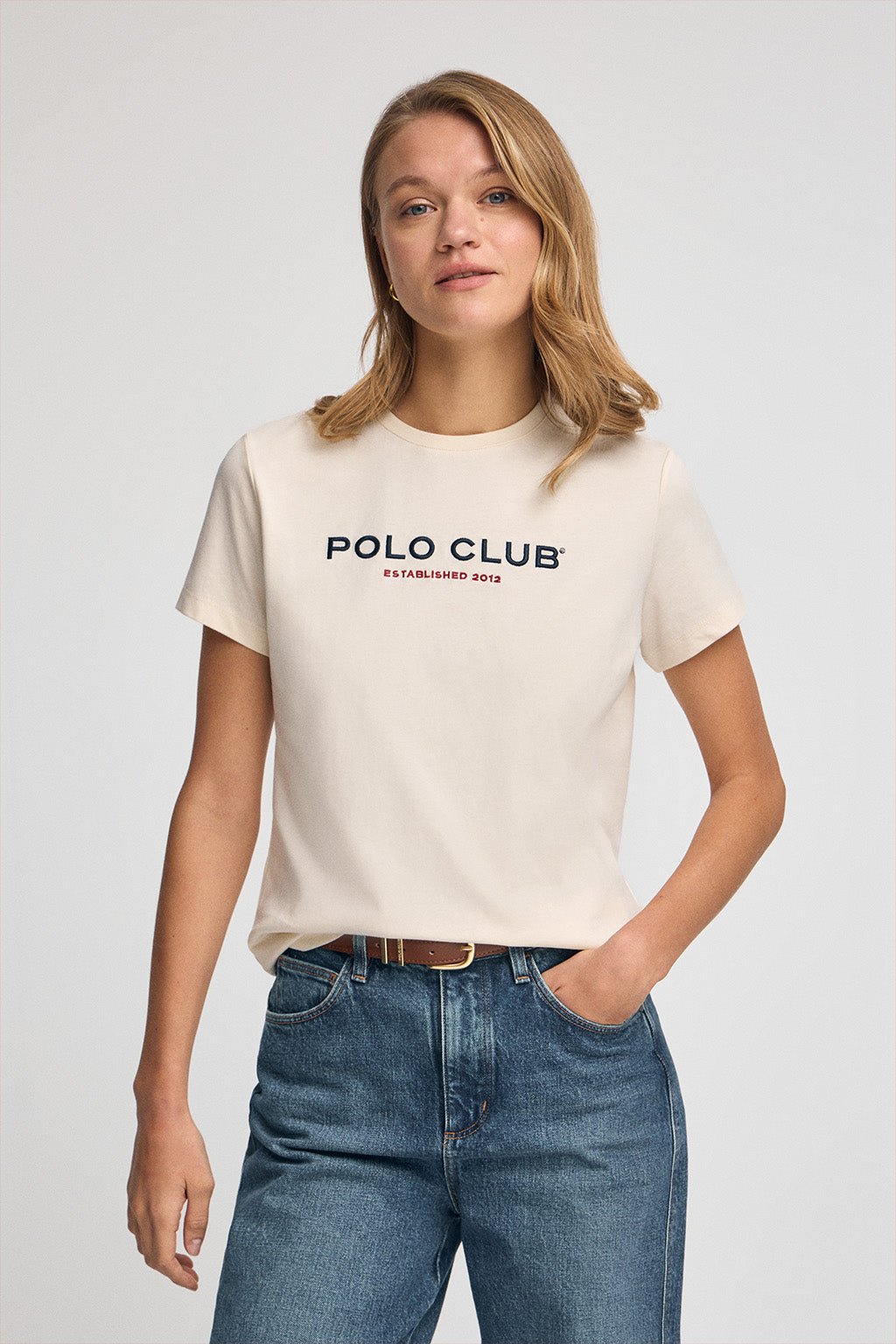 T-Shirt ecru mit kurzen Ärmeln und Logo Established 2012 Polo Club