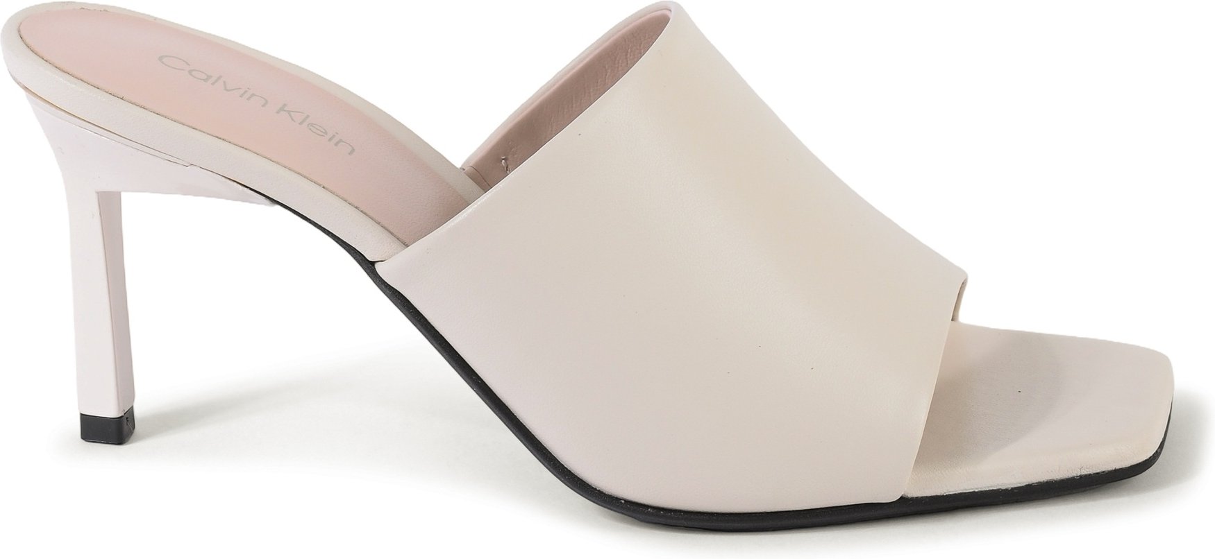 Absatzsandalen mit quadratischer Zehenform