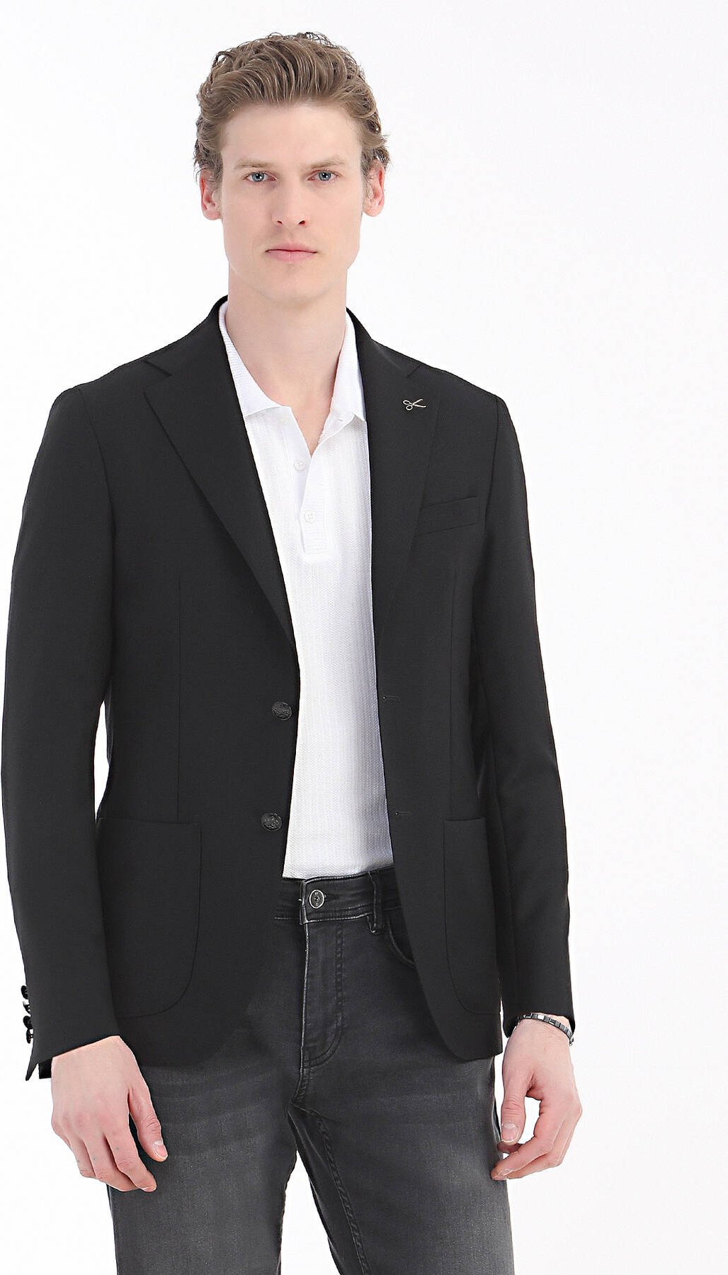 Schlichte Jacke aus 100 % Wolle mit bequemer Passform