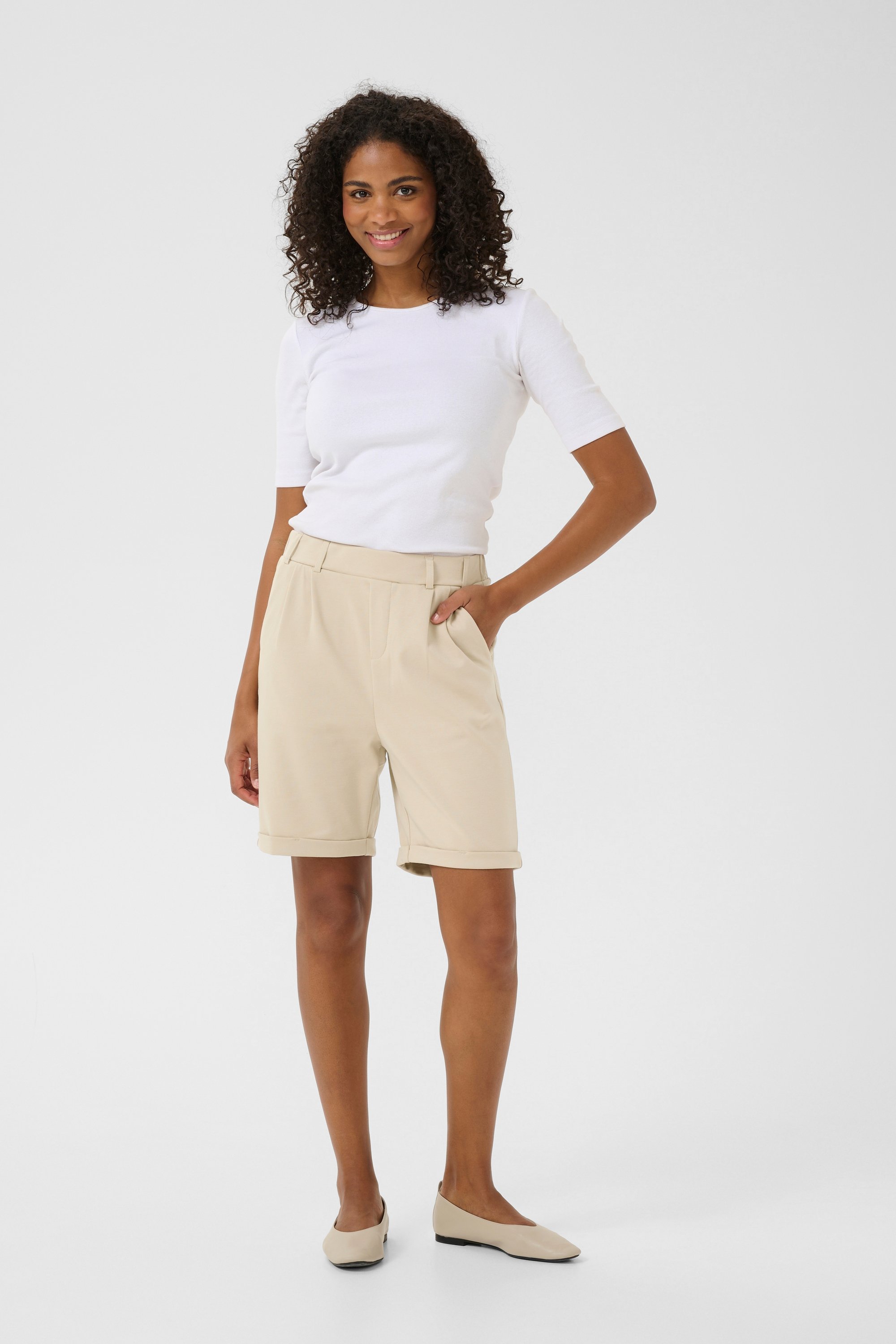 Shorts Regular fit beige