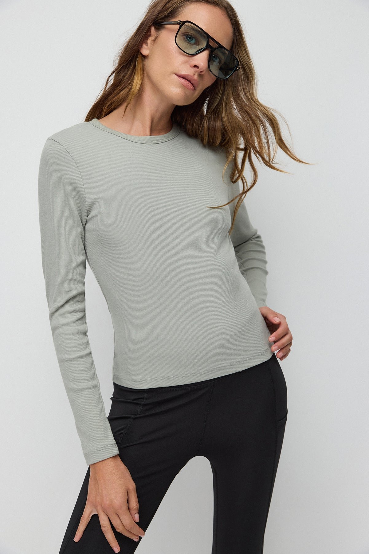 Dehnbarer Basic Langarm T-Shirt aus türkischem Stoff