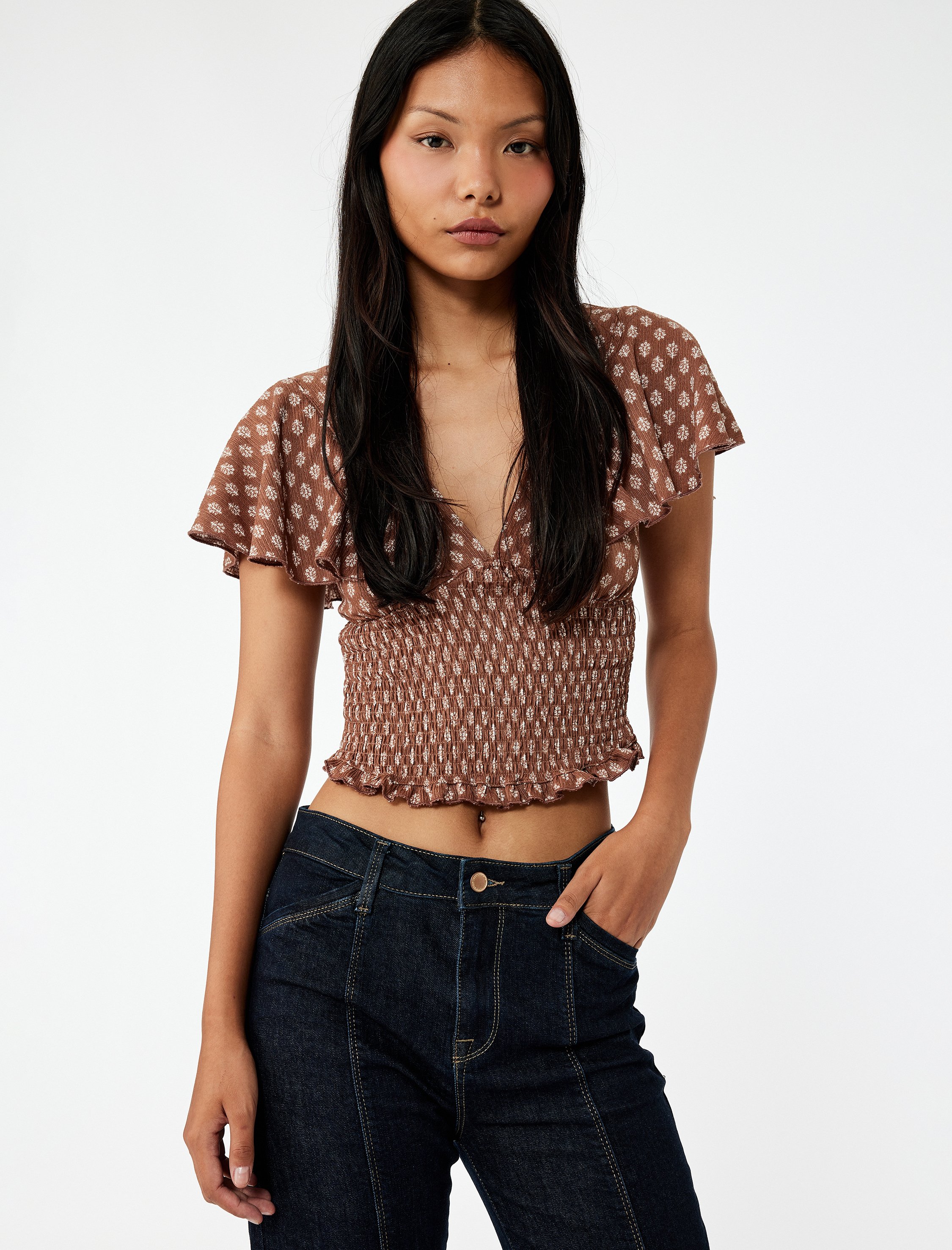 Koton TSHIRT SS Gipfel-Batwing-V-Ausschnitt-T-Shirt