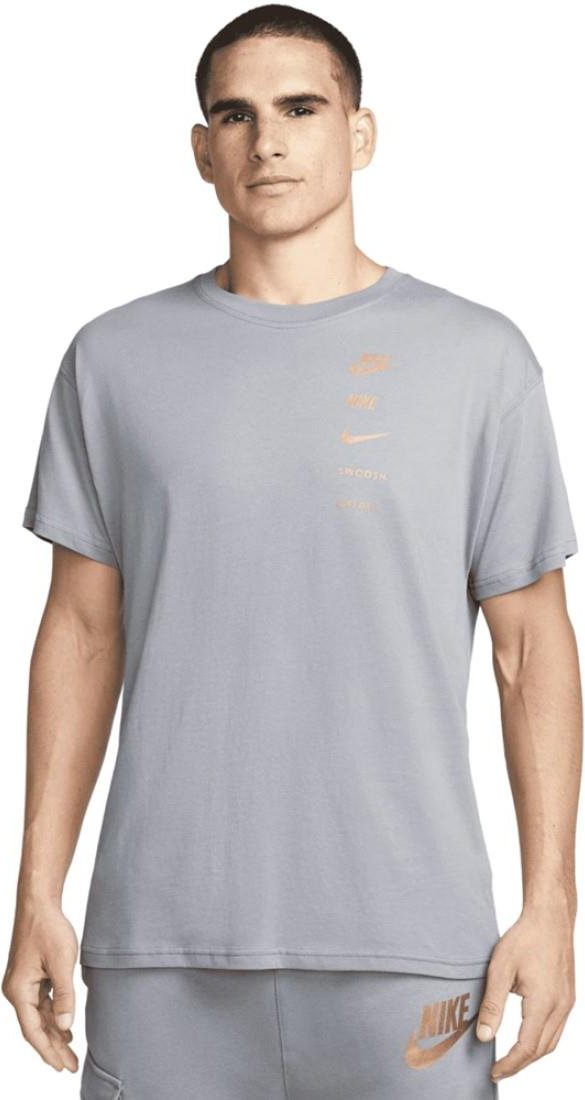 Nike Sportswear Standard Issue T-Shirt in Polar Grau