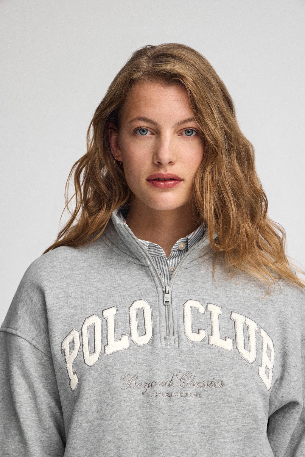 Sweatshirt grau meliert mit hohem Kragen und Logo Established 2012 Polo Club