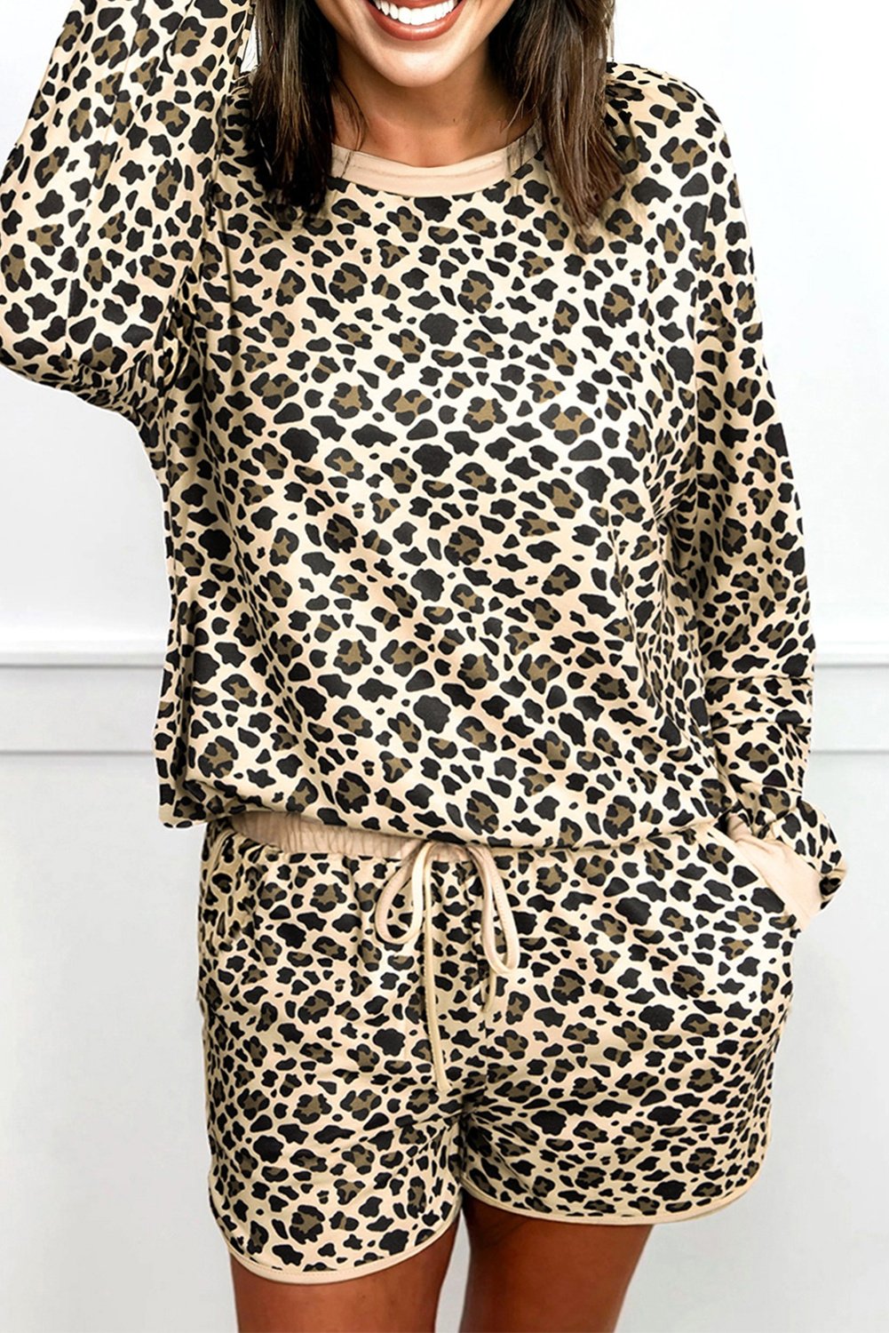 Leopardenmuster Schlafanzug-Set