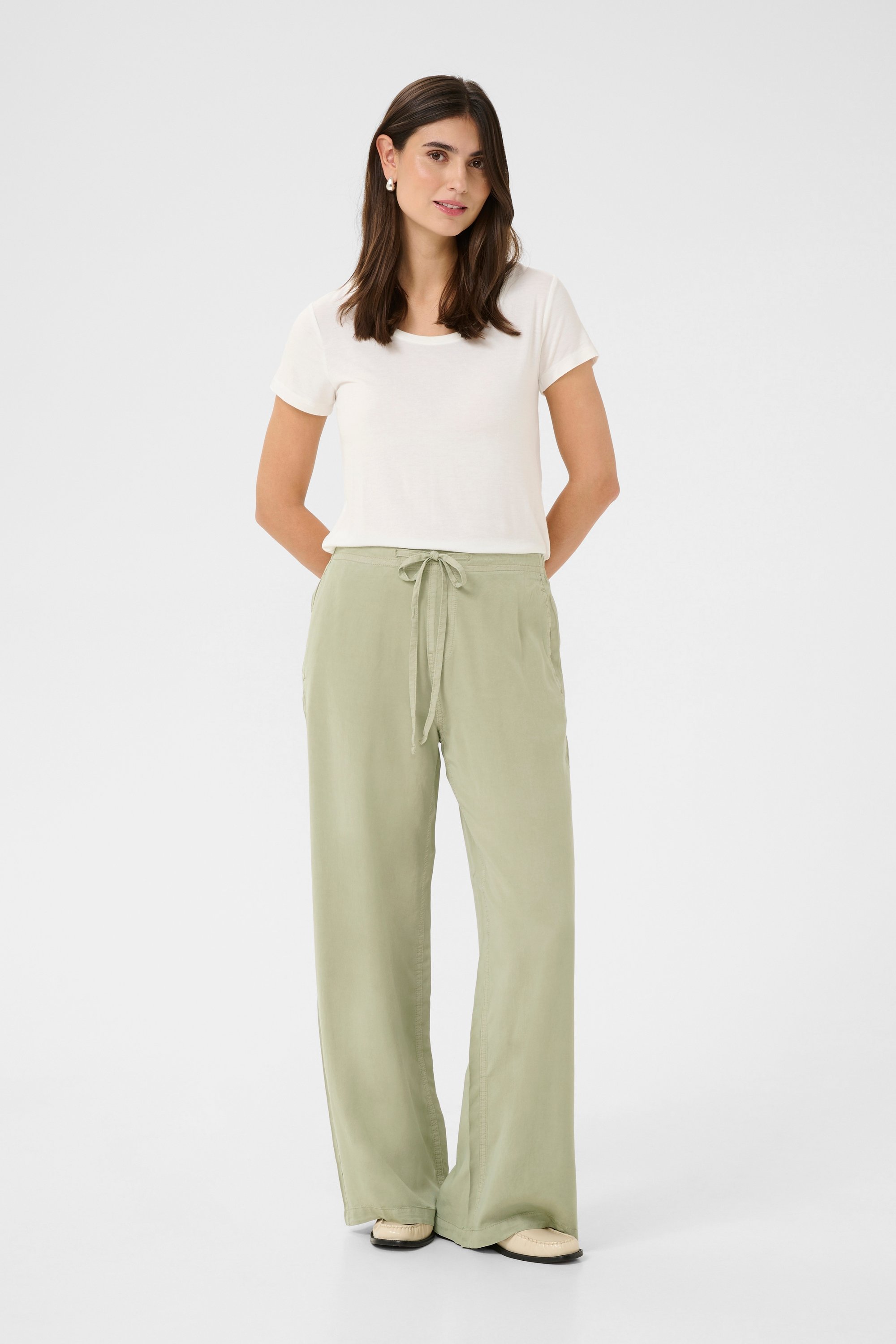 Casual Hose Loose fit Seagrass green