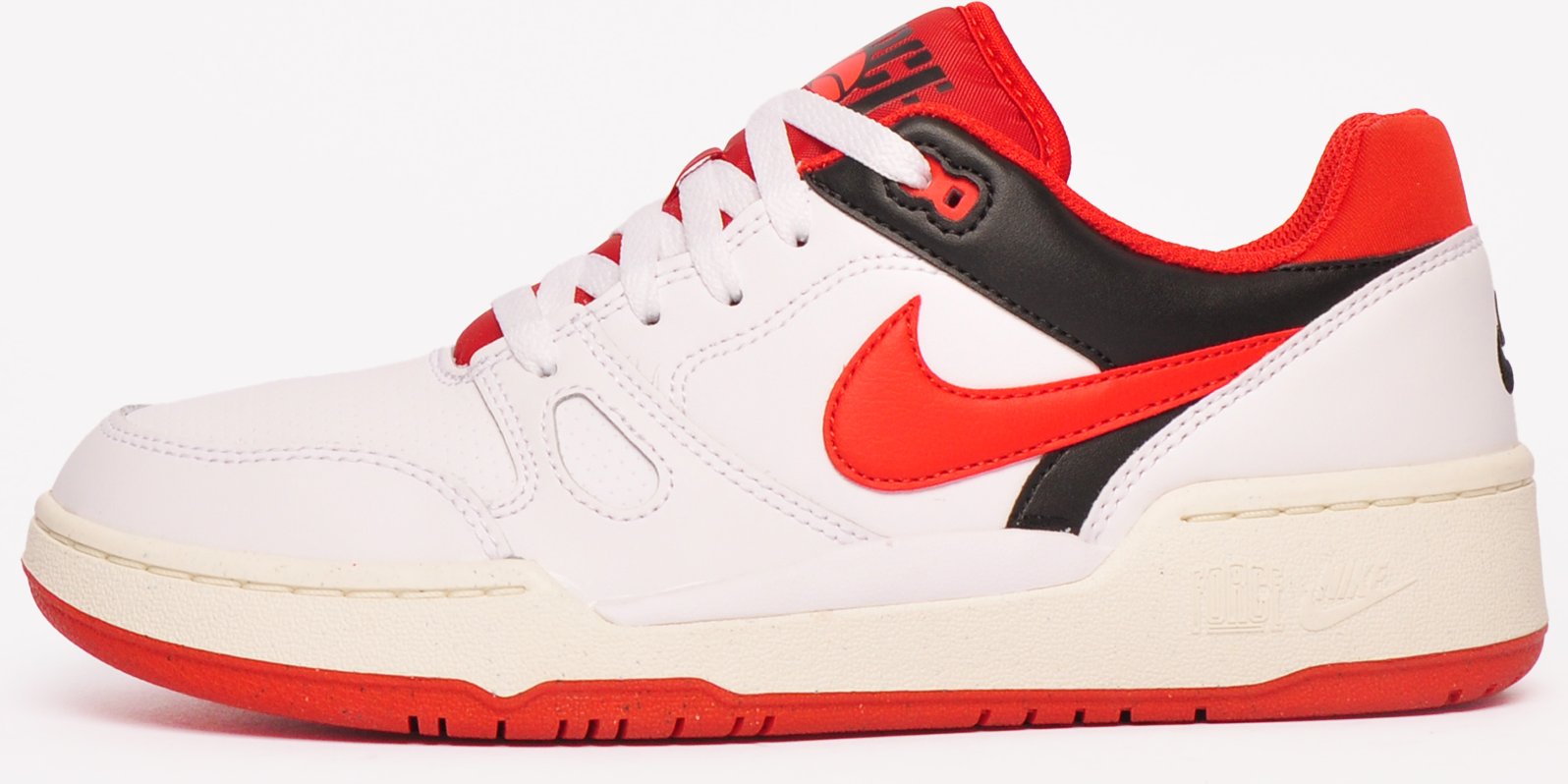 Nike Full Force Lo Rote Details Weiße Turnschuhe