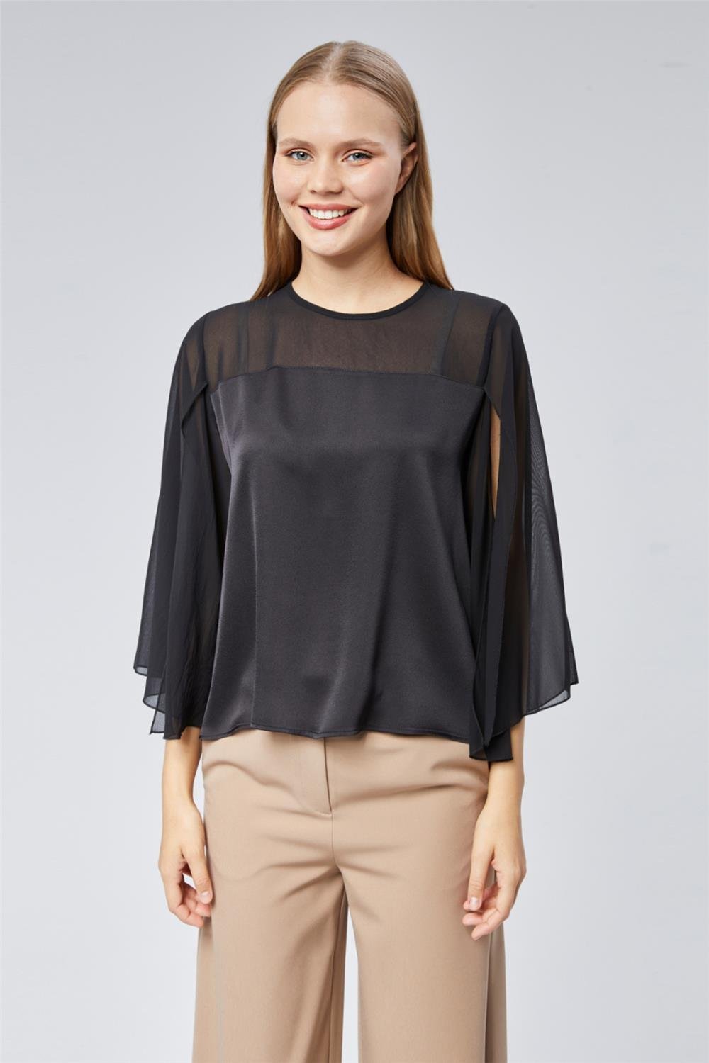 Schicke Chiffon-Bluse mit Rüschen und Schlitz - Koçu
