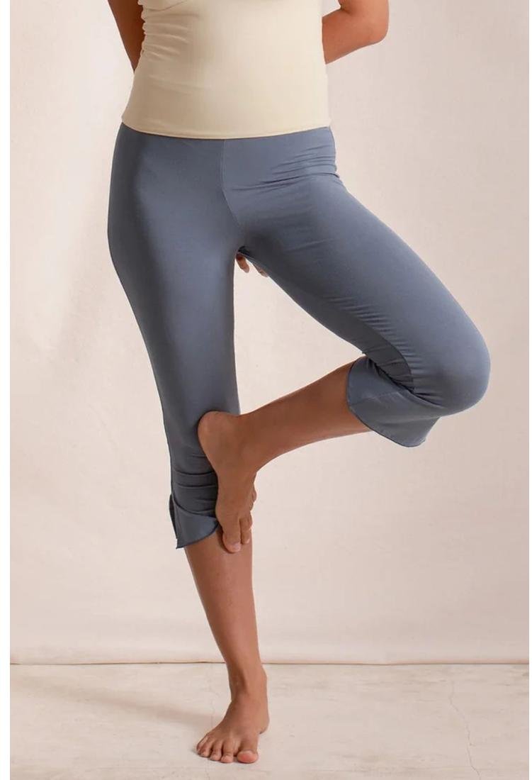 Thumbnail - Capri-Leggings mit Seitenschlitz und moderatem Stretch
