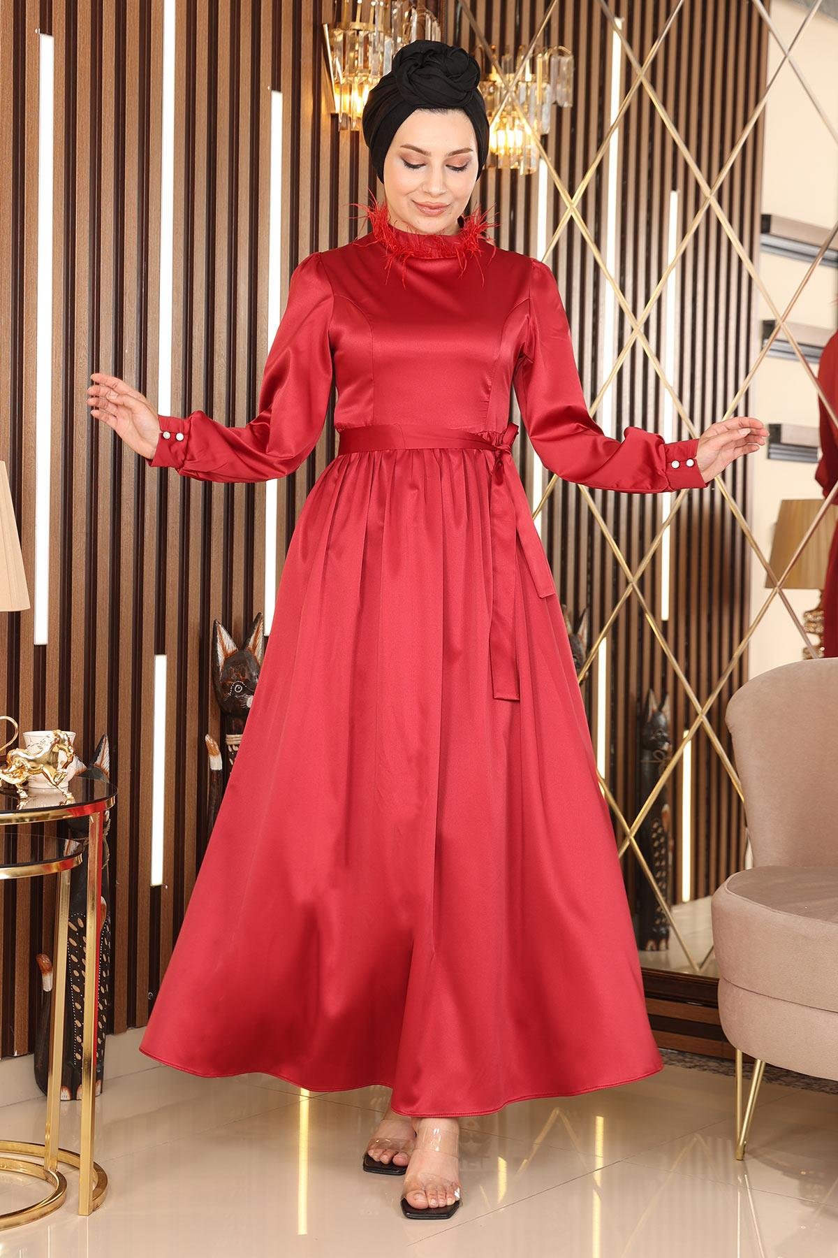 Abendkleid mit Details