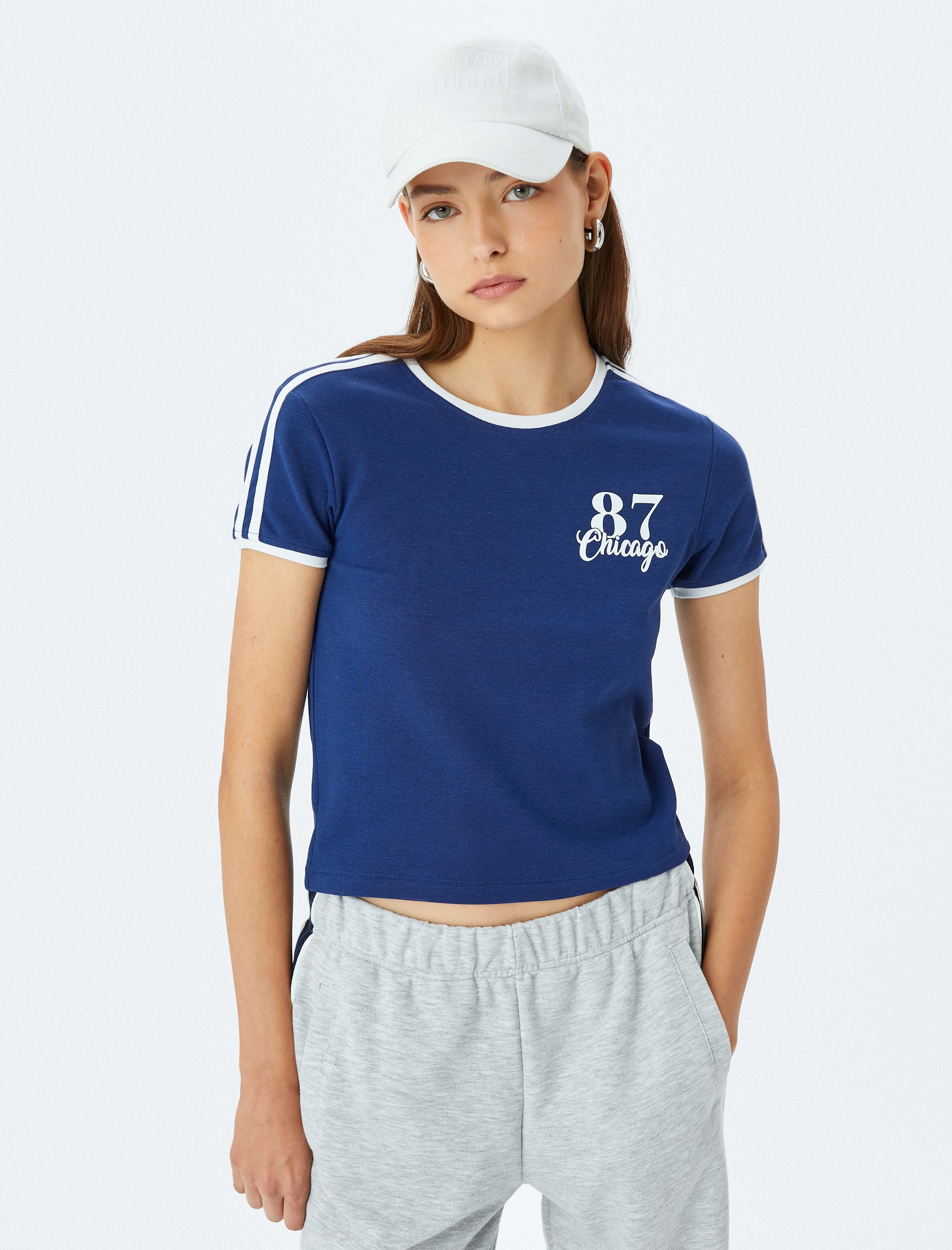 Koton T-shirt Rundhalsausschnitt Kurzärmelig T-shirt