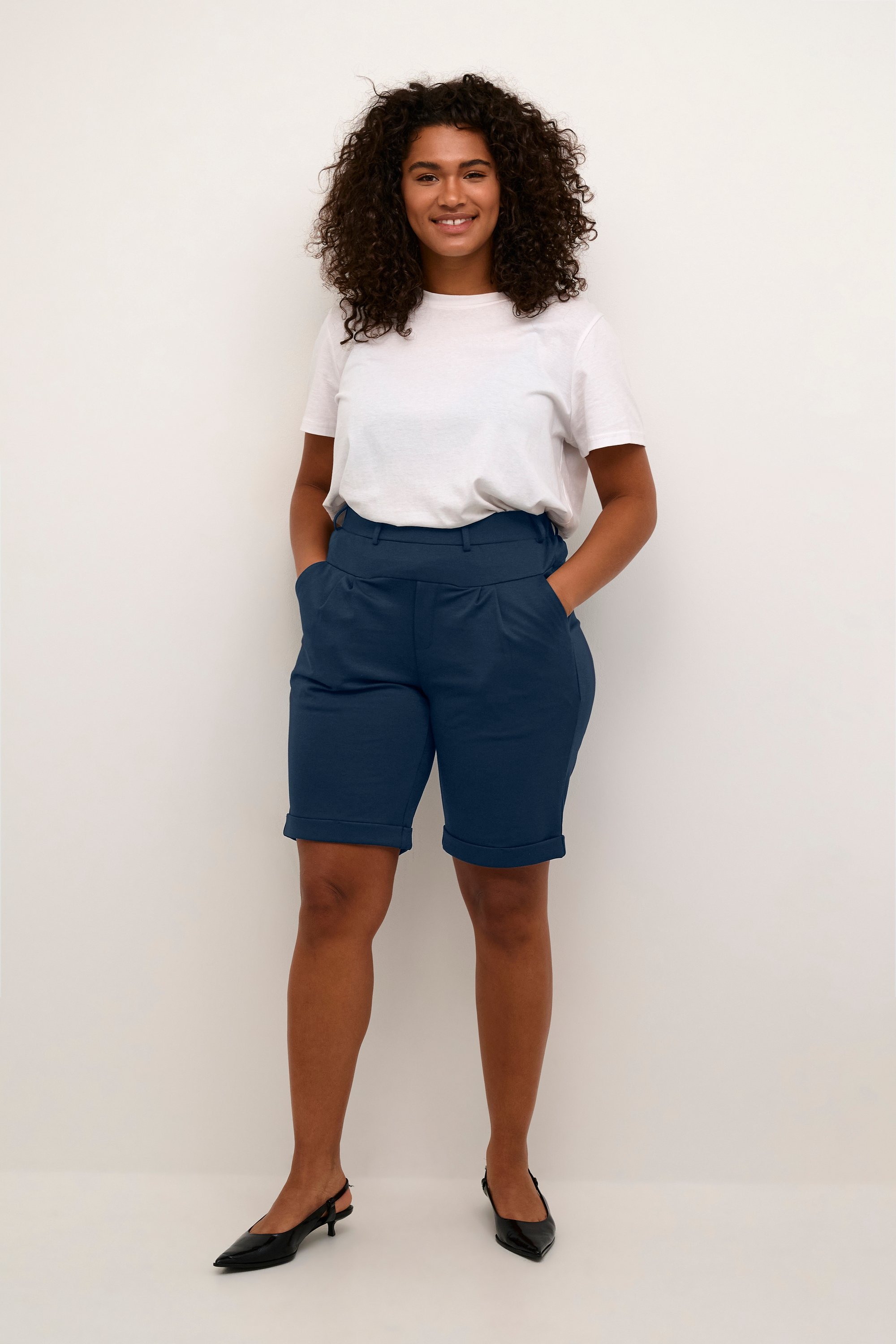 Shorts Regular fit Midnight Marine