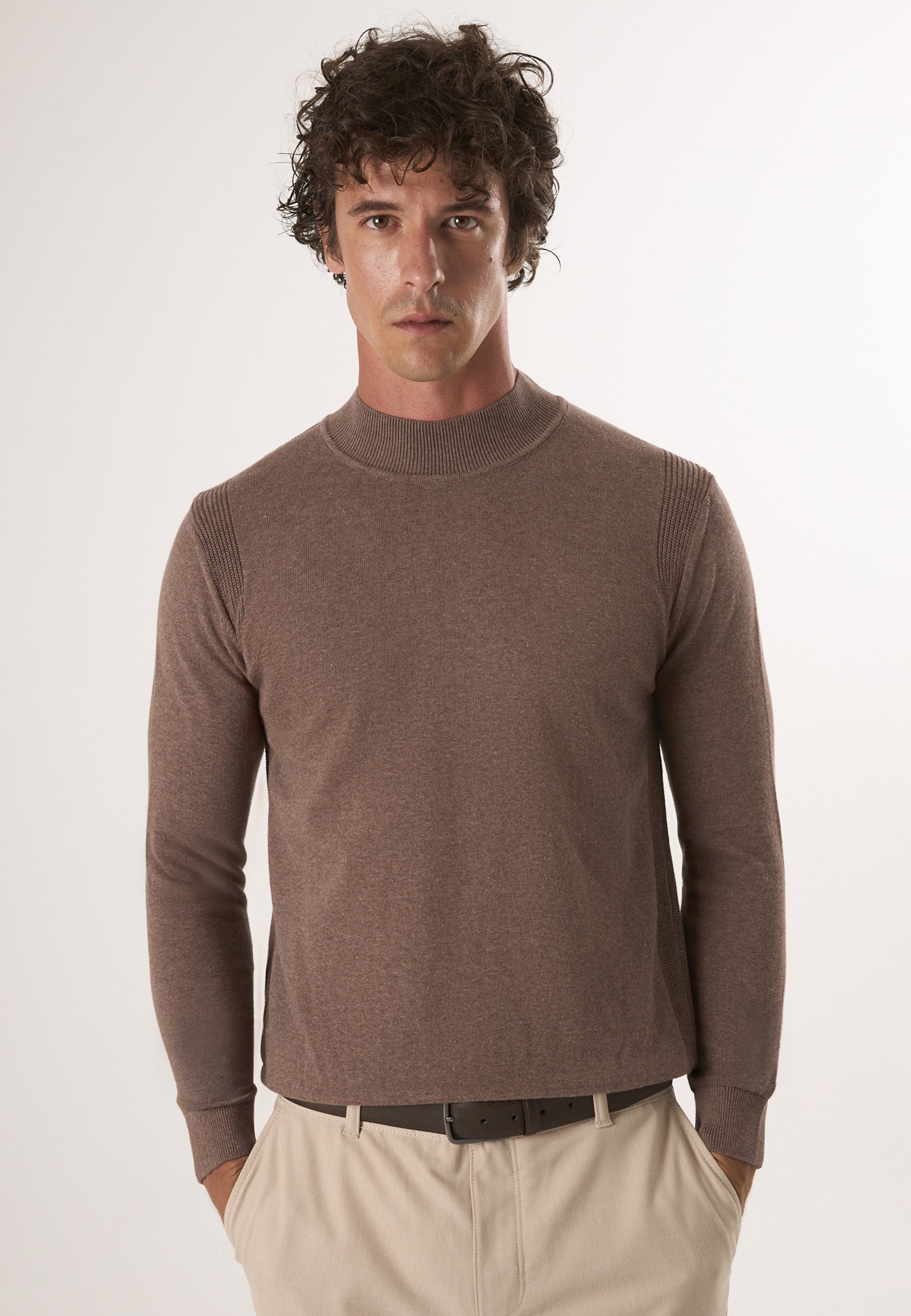 Thumbnail - Pullover Halber Rollkragenpullover
