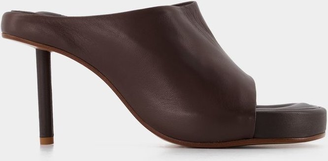 Nuvola Pantoletten aus braunem Leder