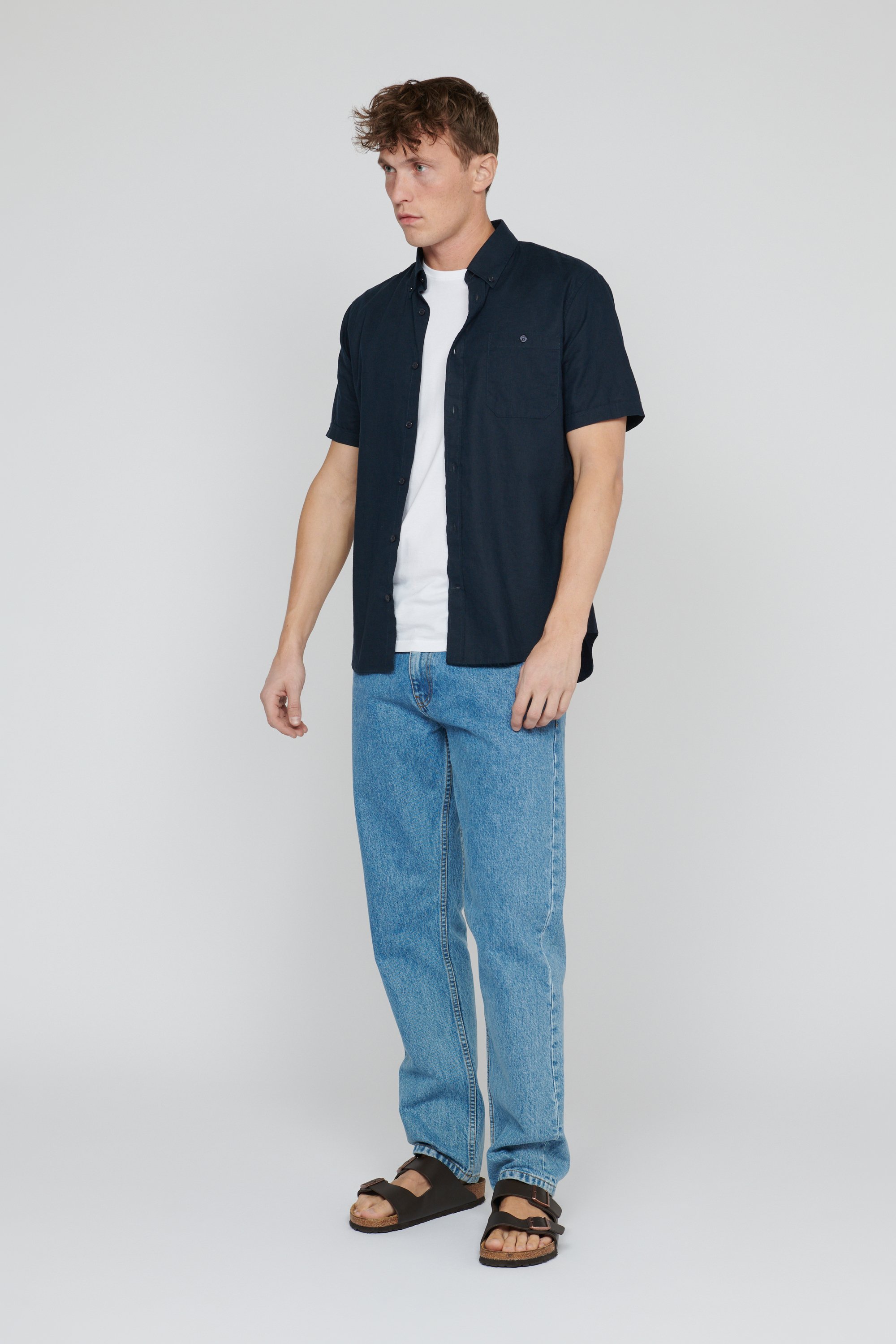 Kurzarmhemd Gerade Passform navy blue