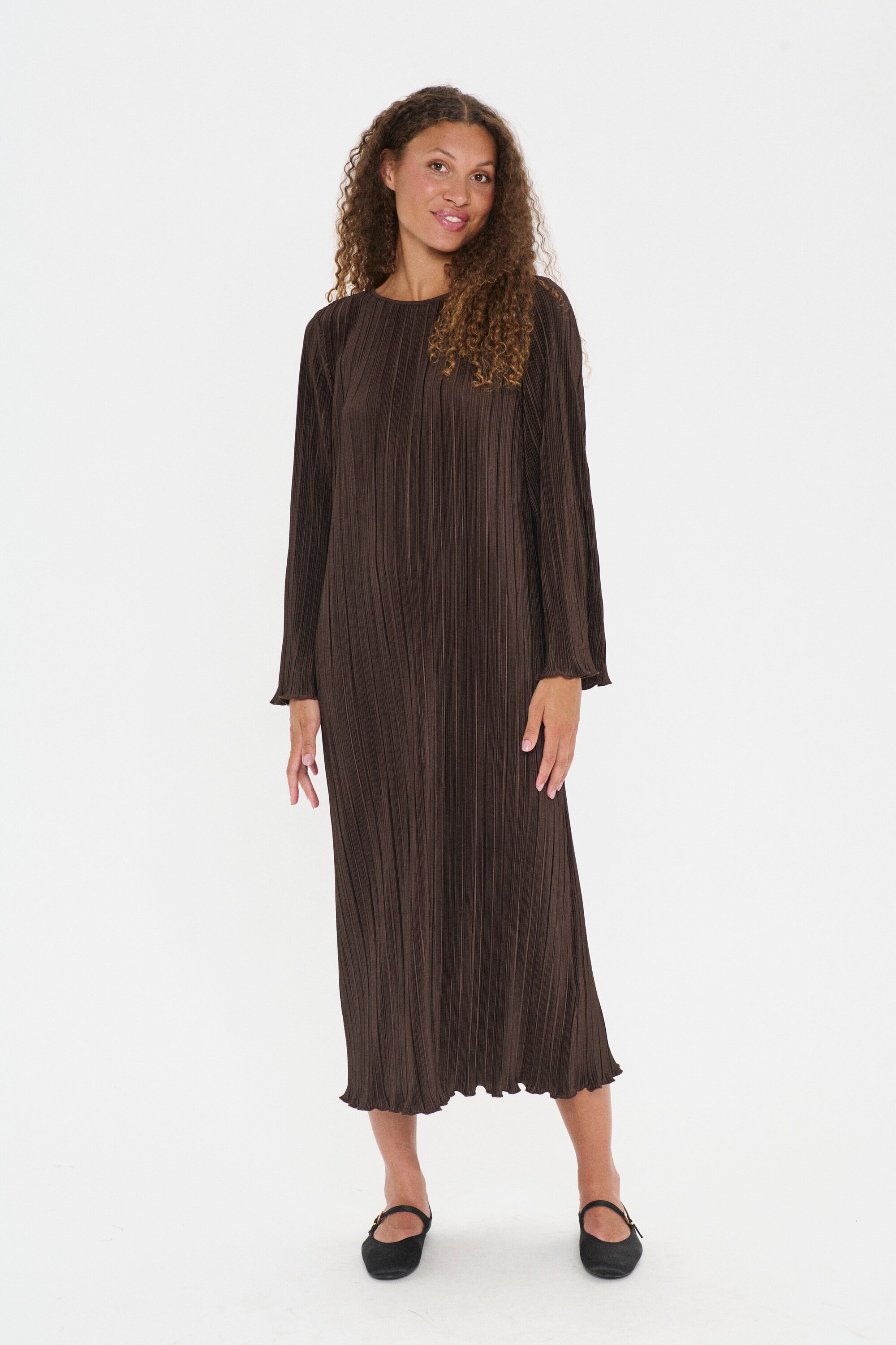 Kleid ZuniSZ Kleid Gerade Passform