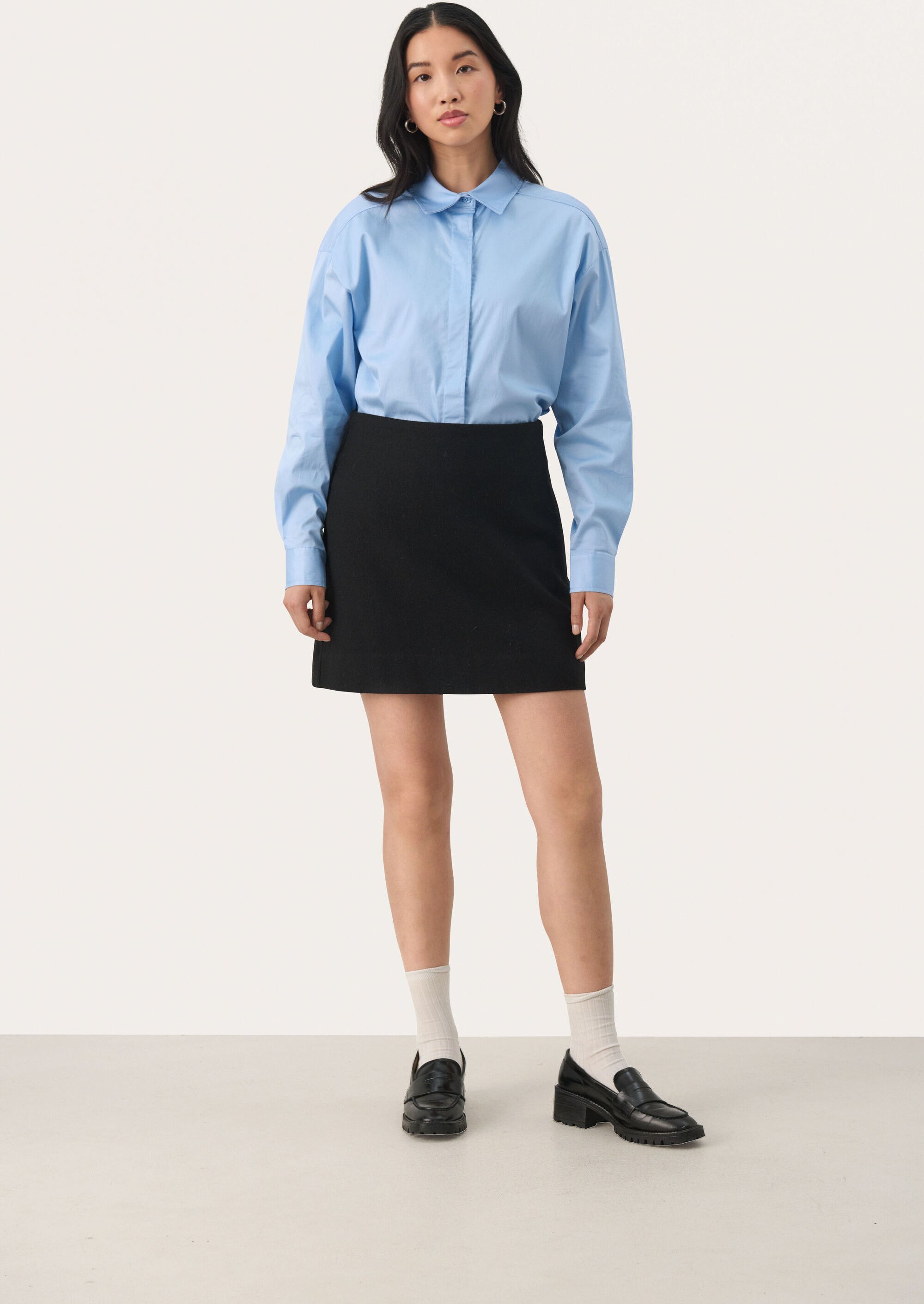 Rock Feminine Form Blac