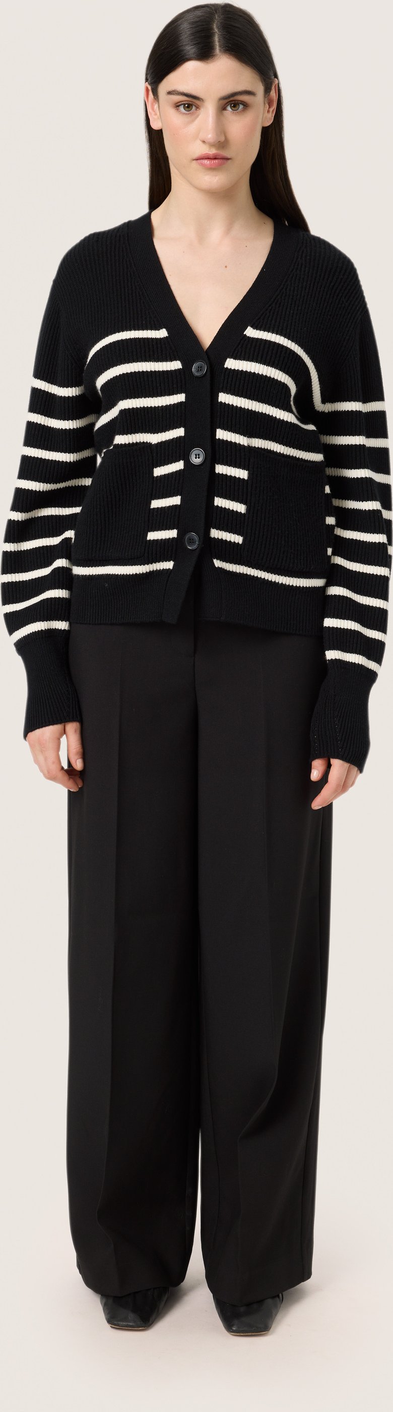 Strickjacke Gerade Passform black white