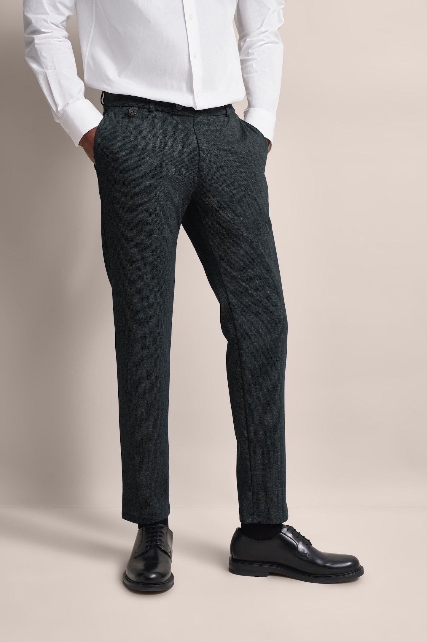 Thumbnail - Bugatti Herren Chino mit modernem Schnitt