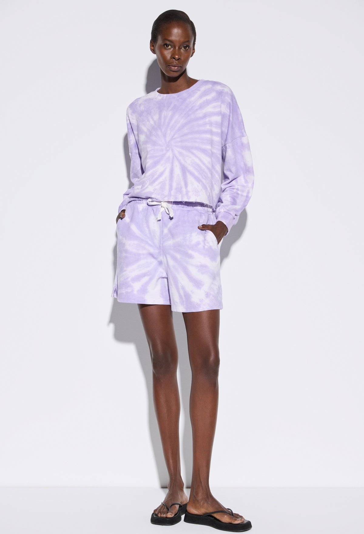 Shorts mit Batik-Waschung und Tasche