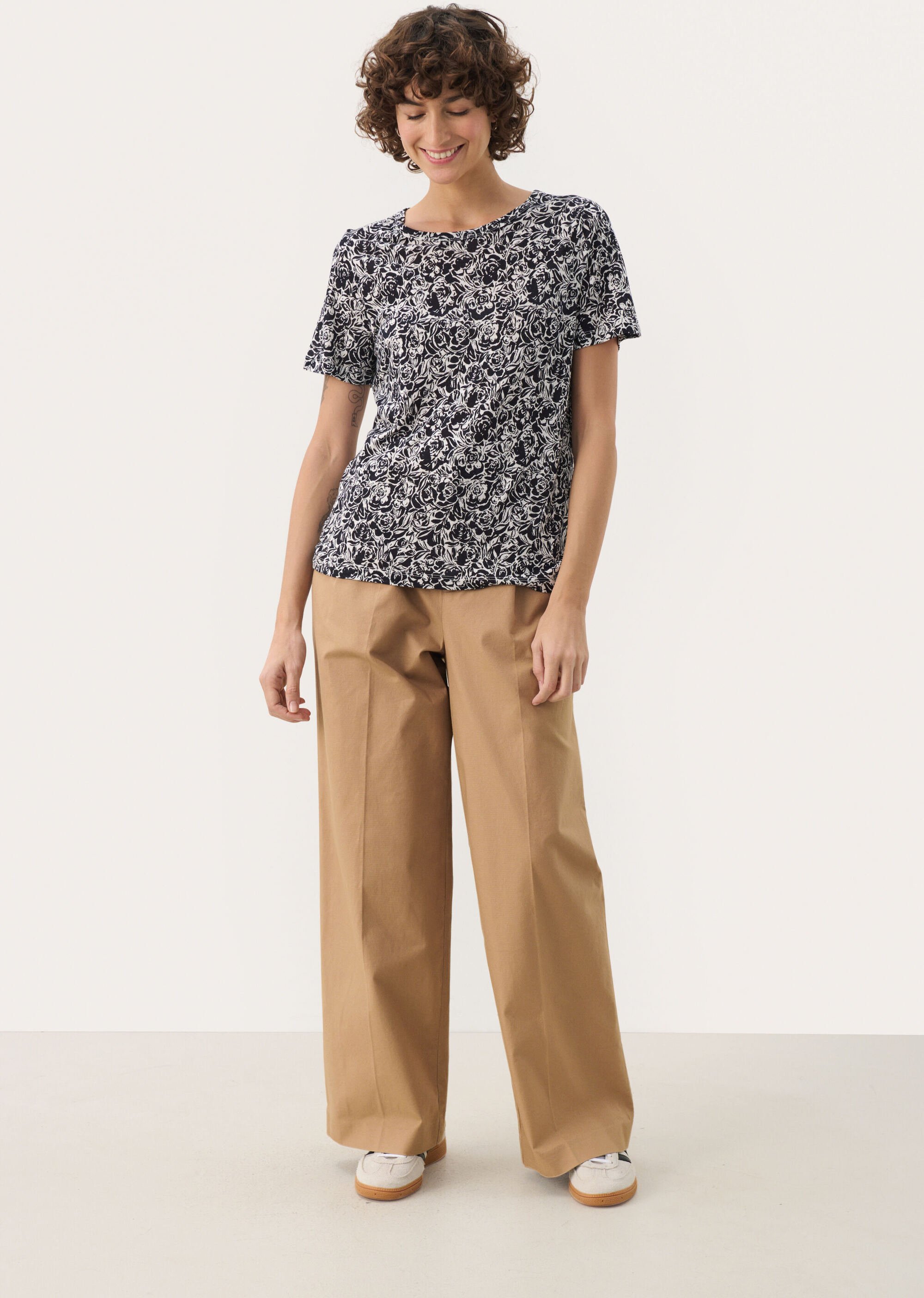 T-shirt Relaxed fit After Midnight Rose Print marine