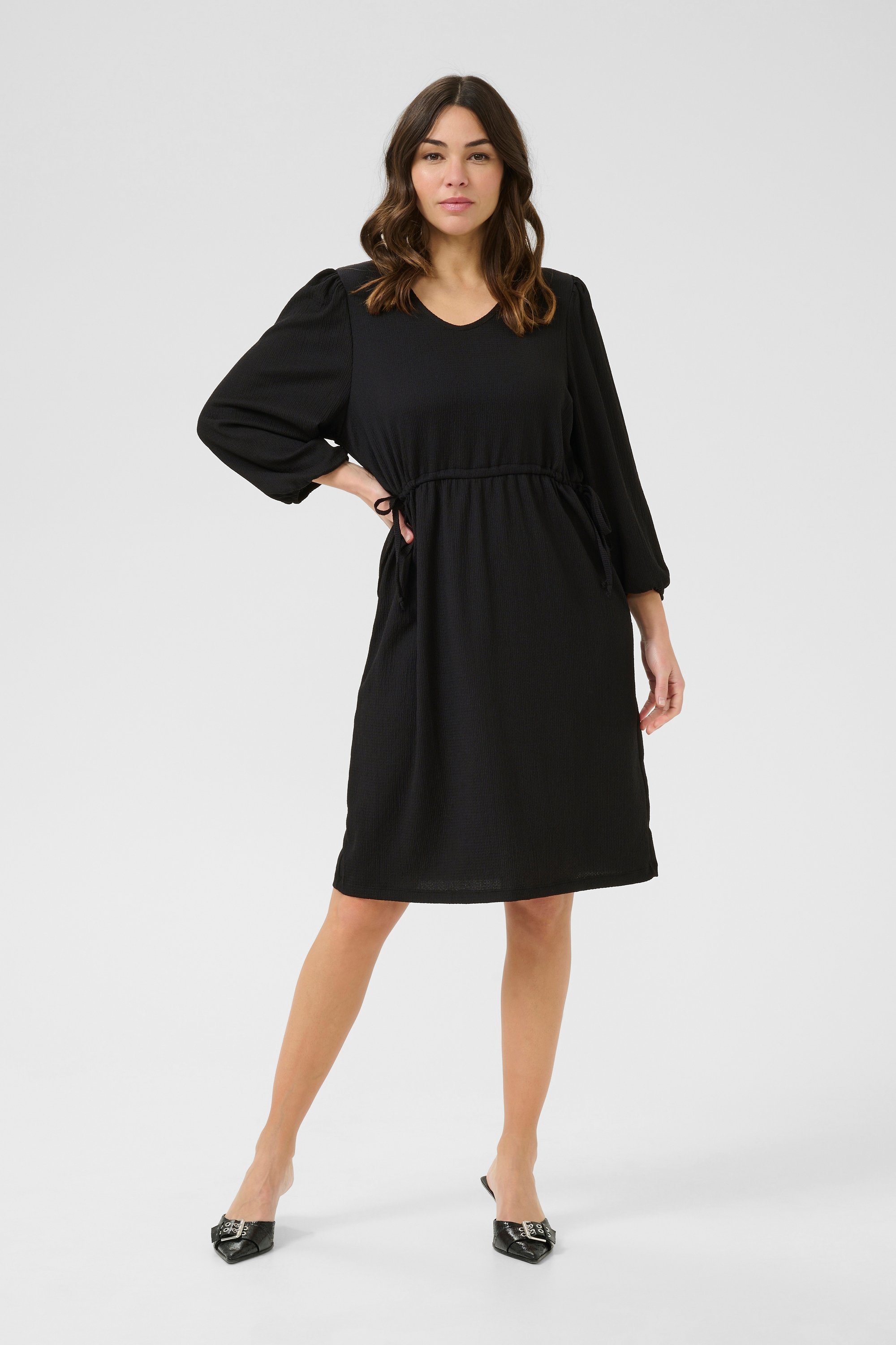 Kleid Regular fit black