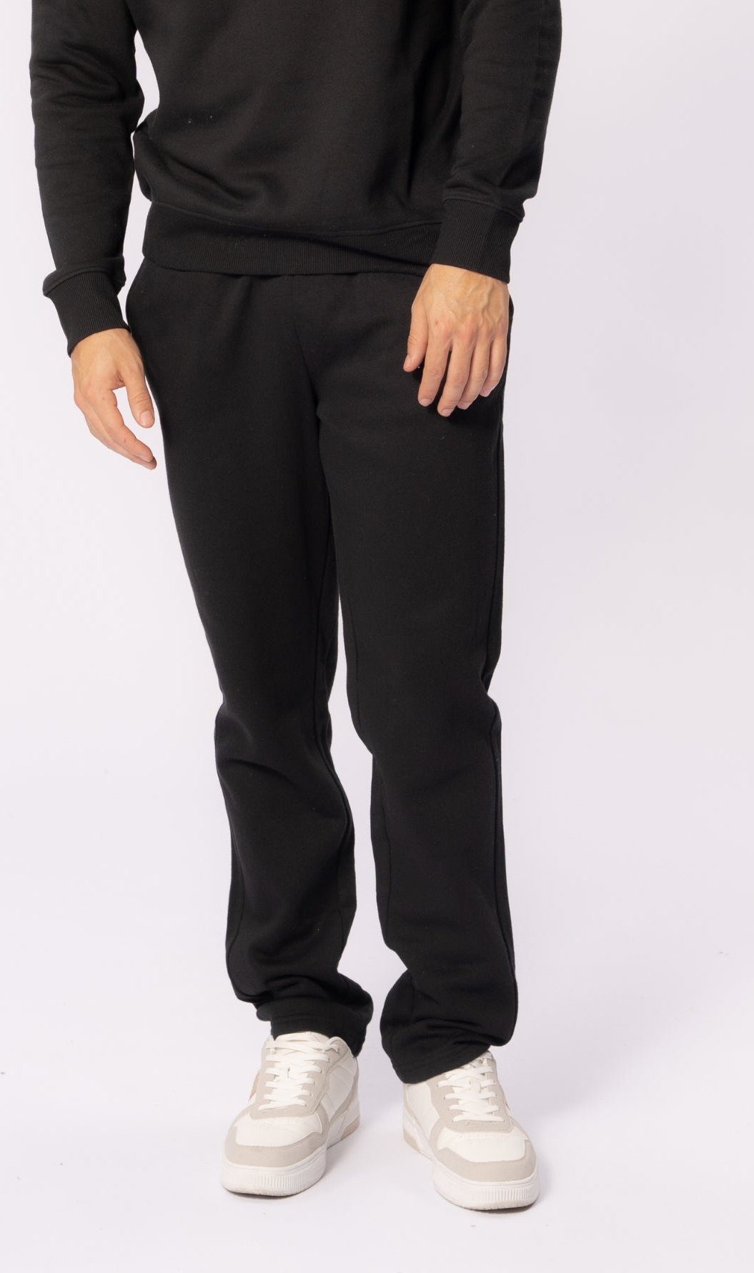 Thumbnail - Essential Jogginghose – Schwarz