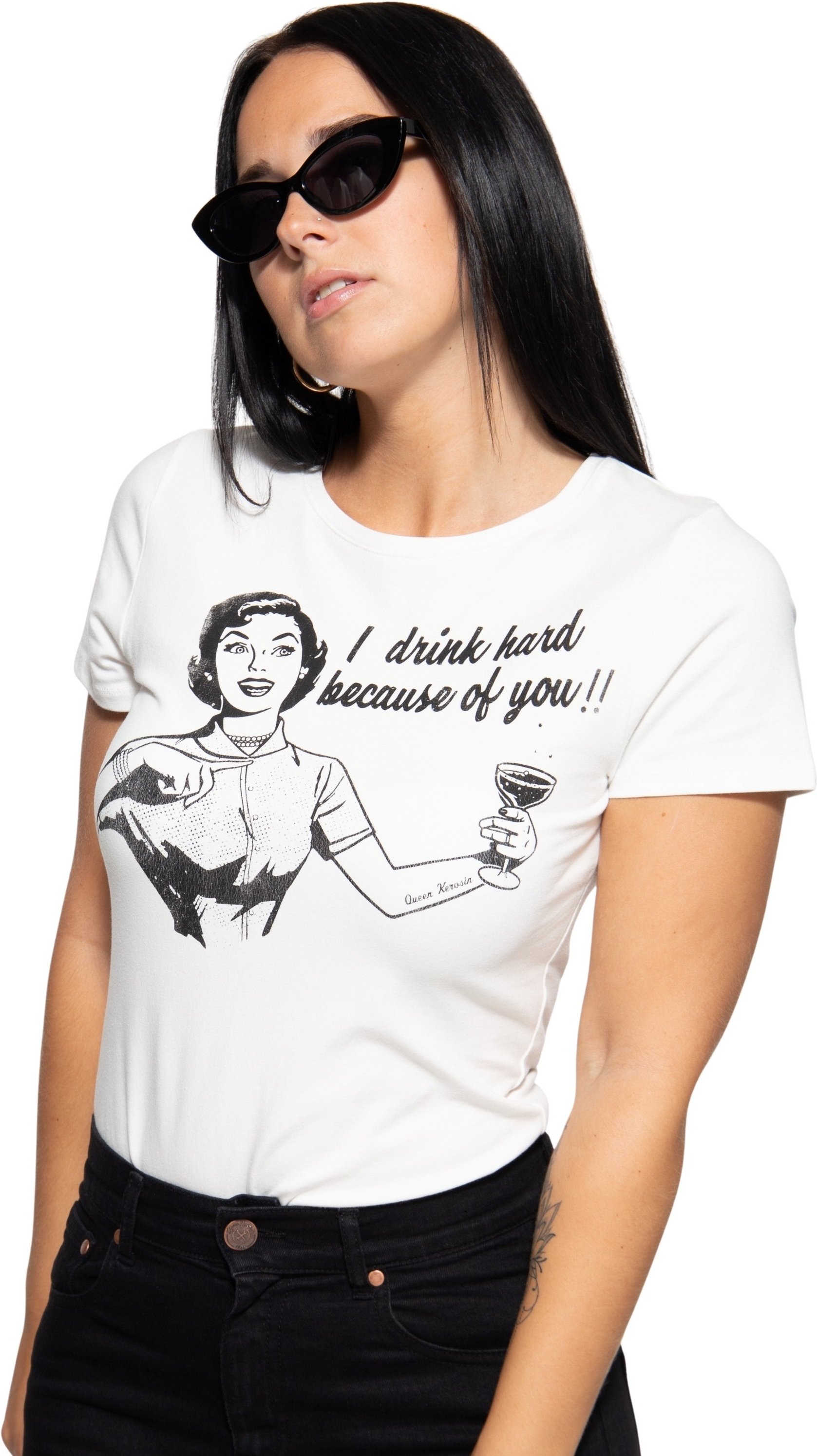 Thumbnail - Queen Kerosin Damen Retro T-Shirt I drink hard ecru