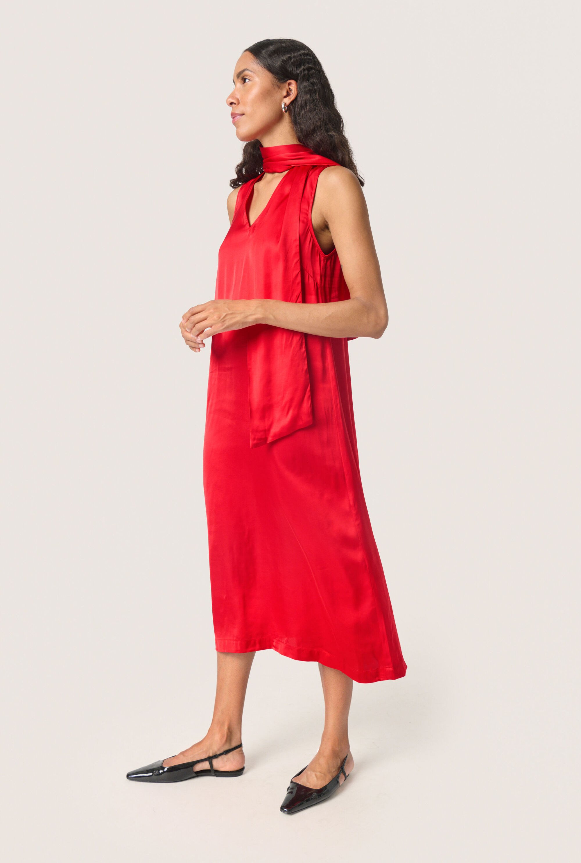 Thumbnail - Kleid A-shape Salsa red