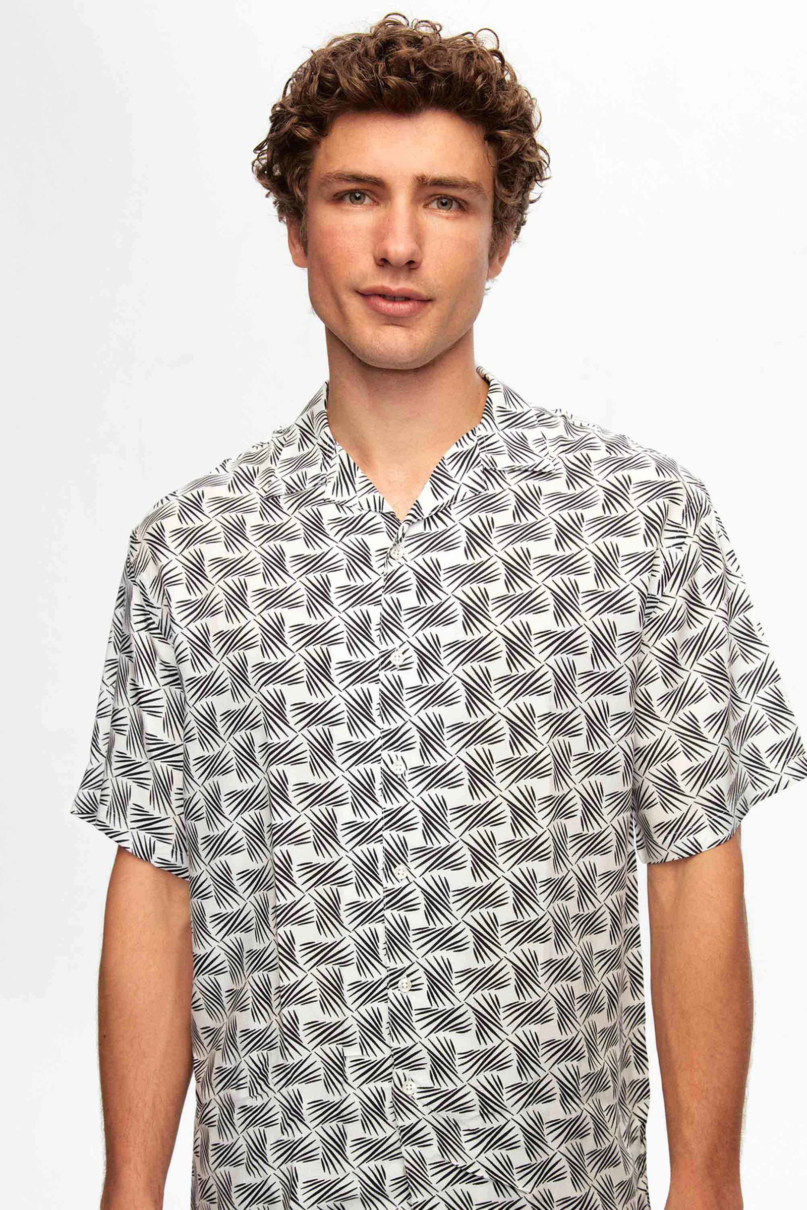 Thumbnail - Ds Damat Schwarzes Relax-Shirt