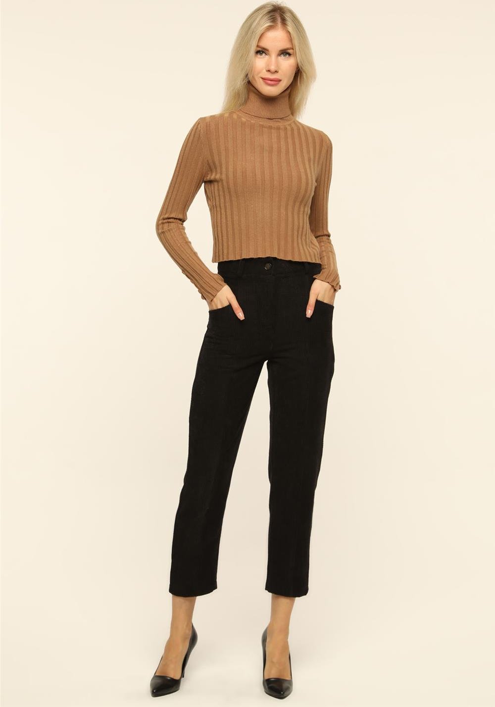 Thumbnail - Samt-Hose