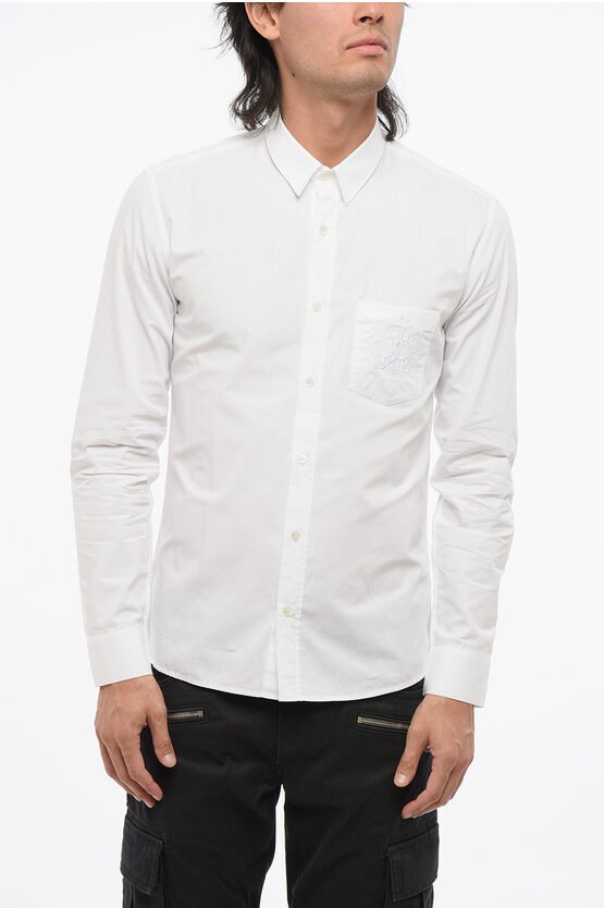 Baumwoll-Popeline-Hemd mit Stickerei auf der Brusttasche in Weiß