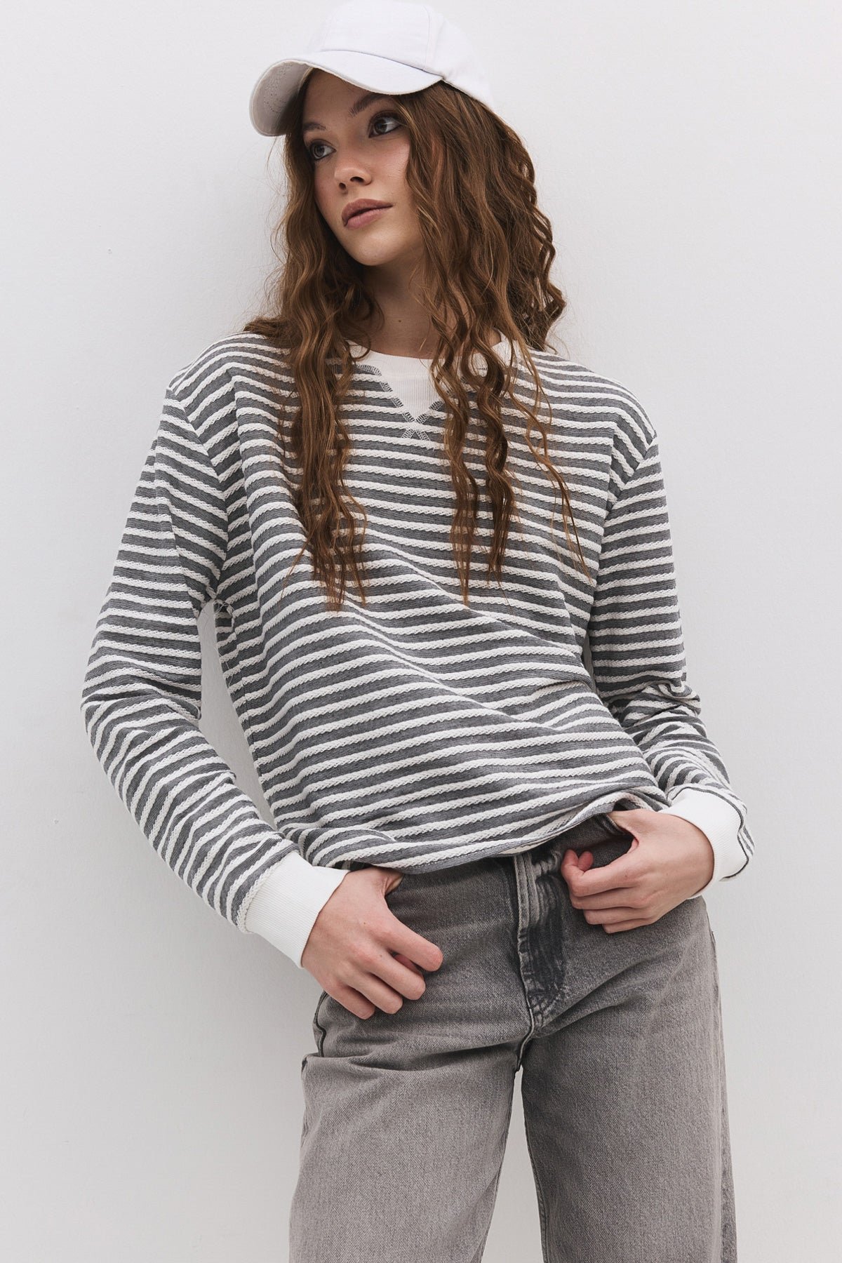 Langärmliges gestreiftes Sweatshirt