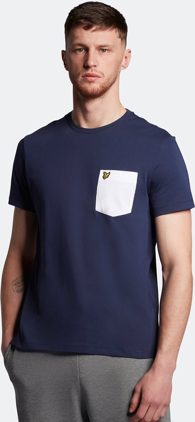 Lyle & Scott Kontrasttaschen-T-Shirt in Multicolor