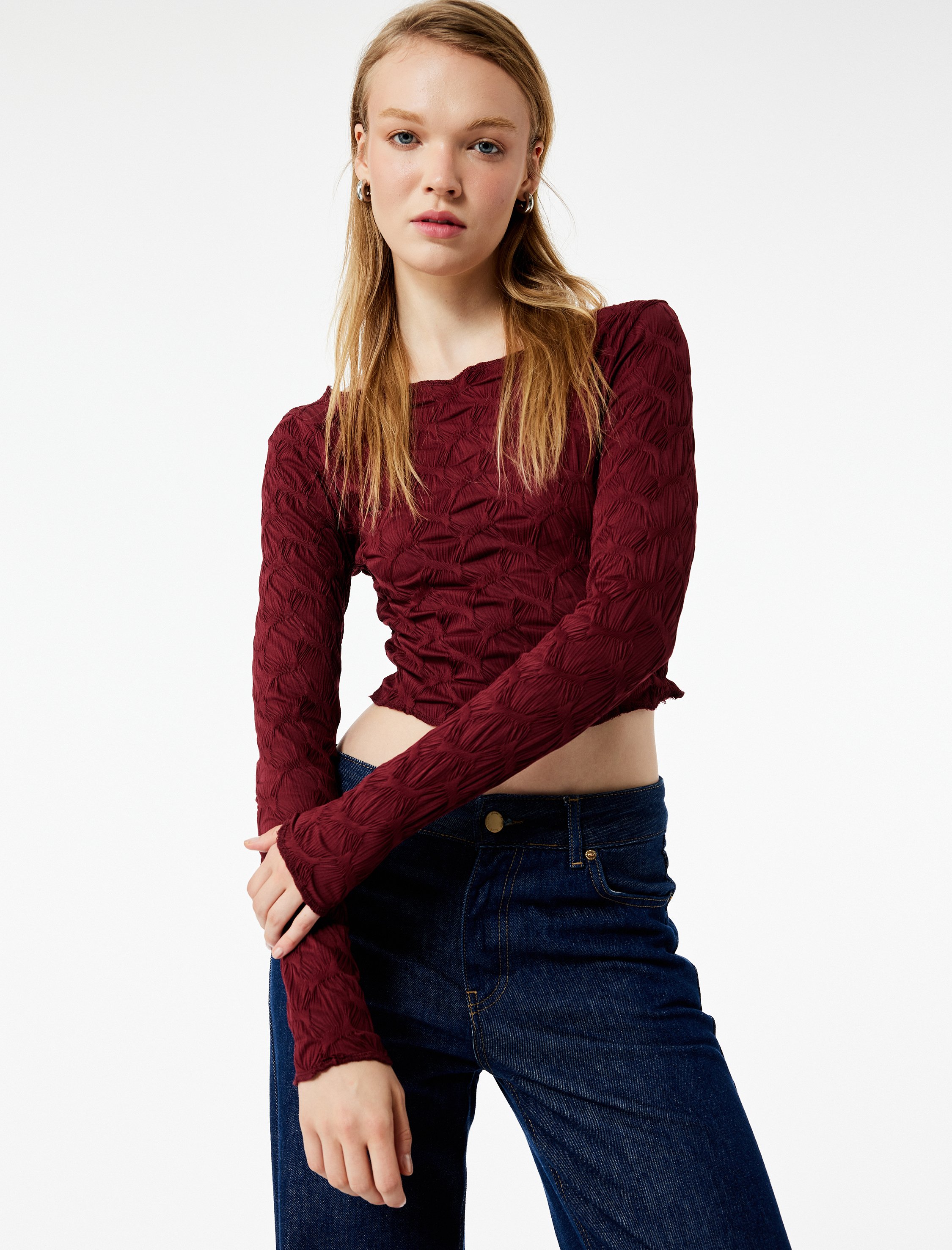 Koton TSHIRT LS Off-Shoulder Slim Fit Crop Top