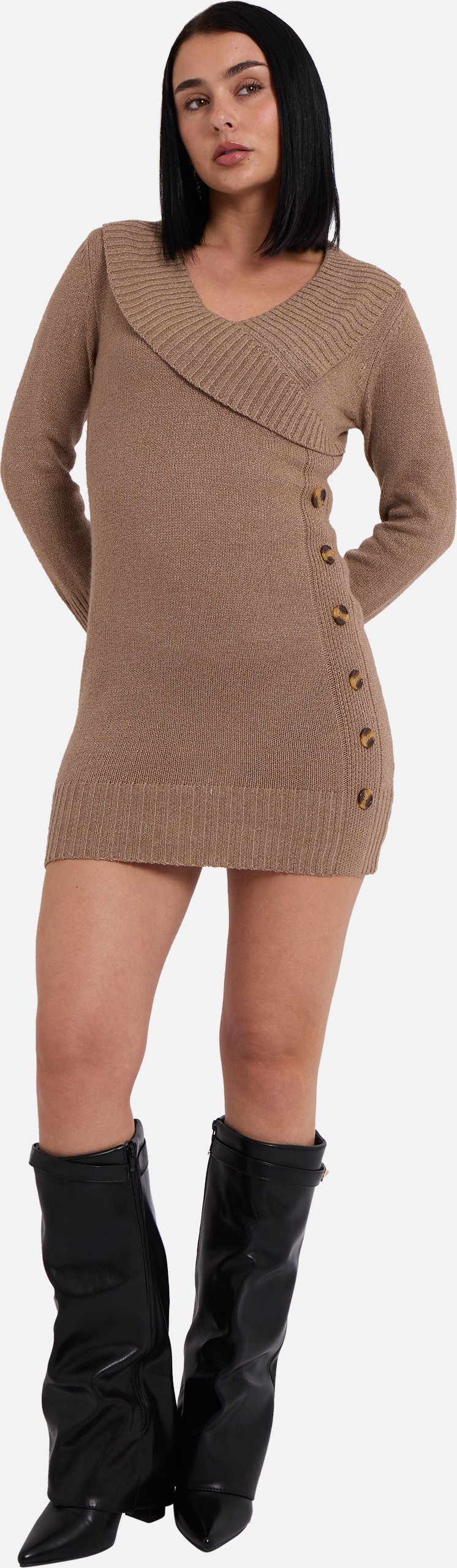 Kamelfarbenes Wickelstrick-Knopf-Detail Mini-Pullover-Kleid