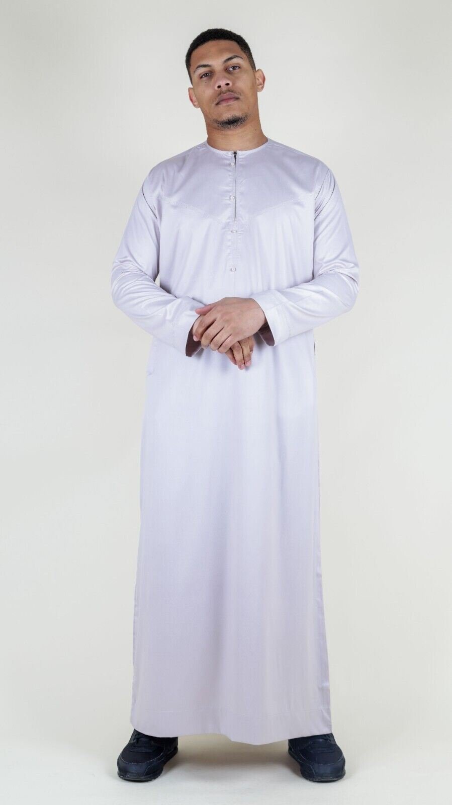 Herren Beige Thobe Robe Satin Emirati Islamic Jubba Eid Slim Fit