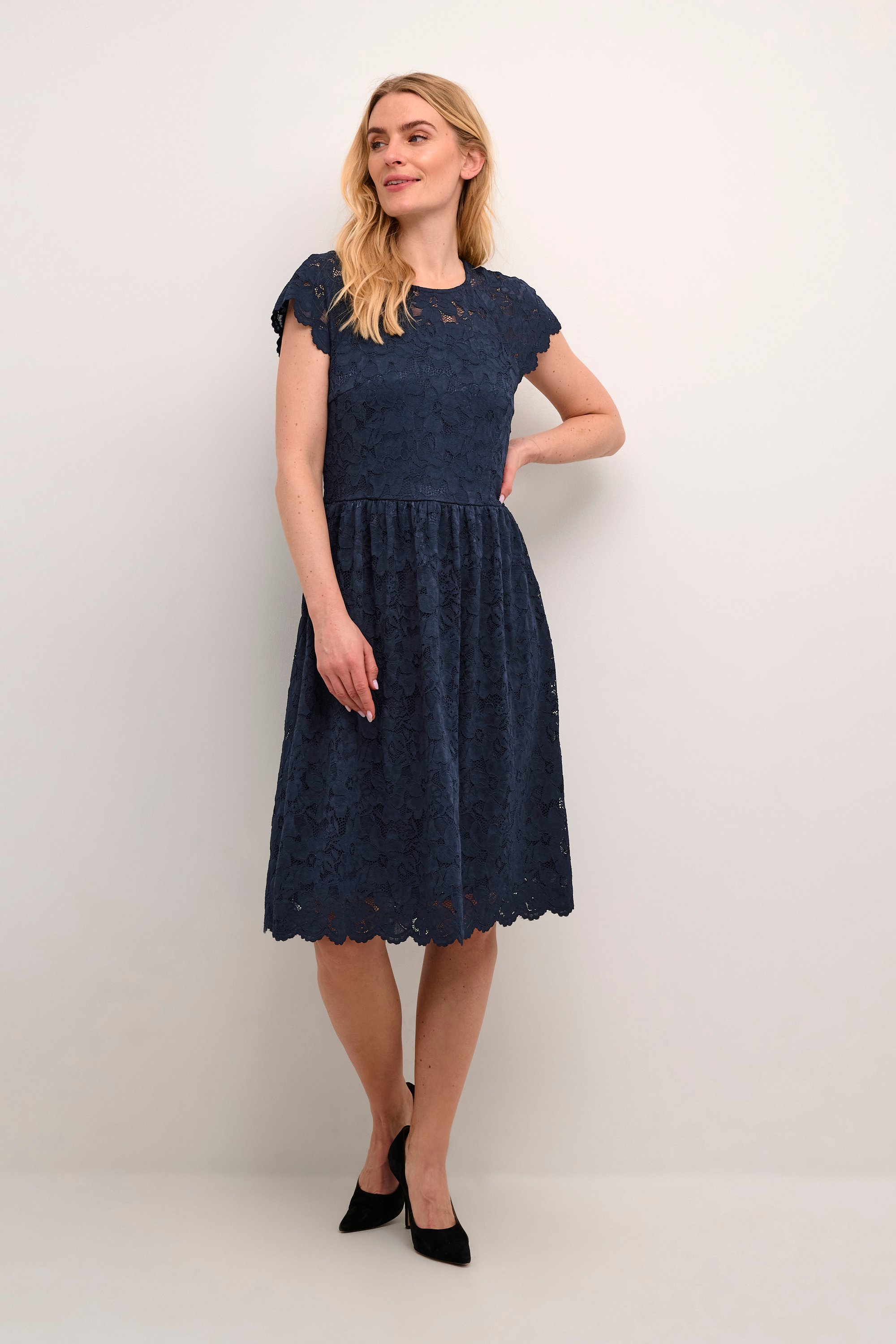 Kleid Feminine navy