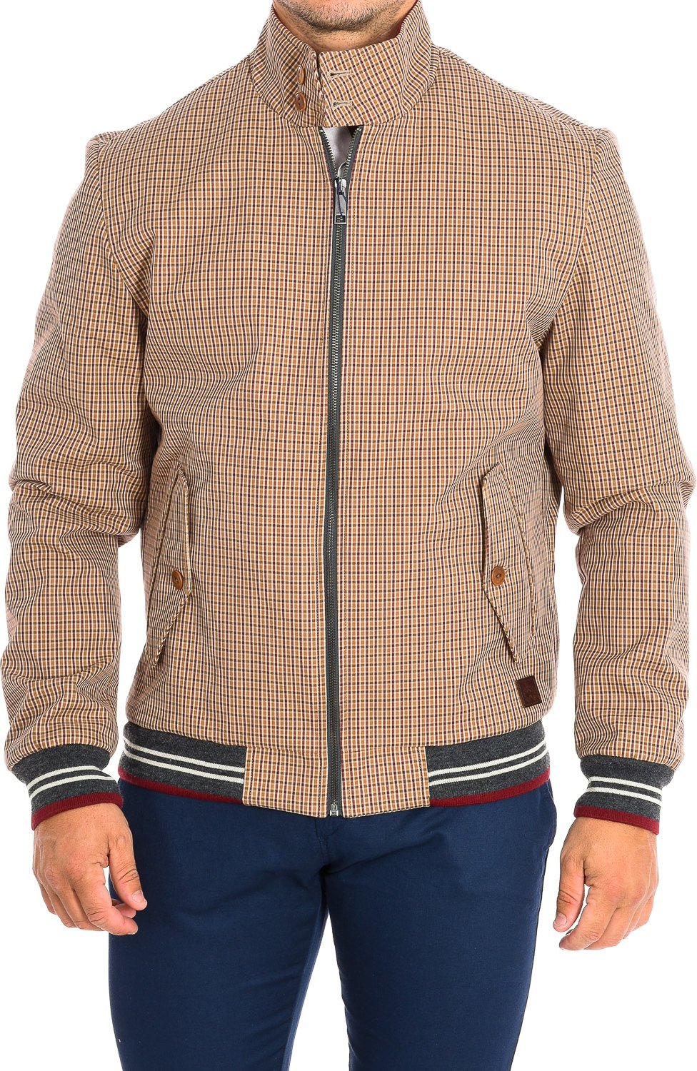 Regular Fit Jacke mit hohem Kragen und Knopfverschluss TMO008-PP579 man