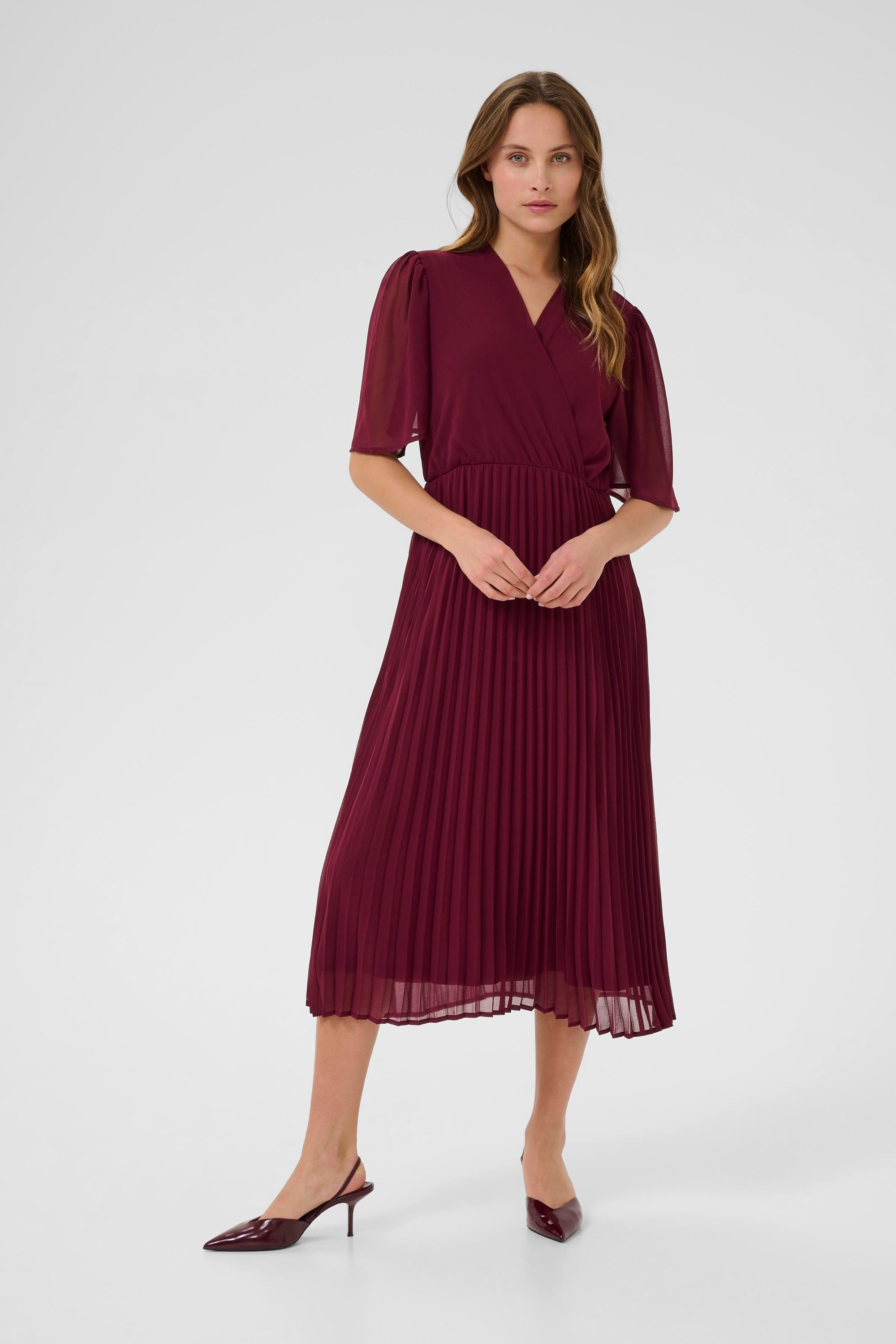 Thumbnail - Kleid CUuni Feminine bordo
