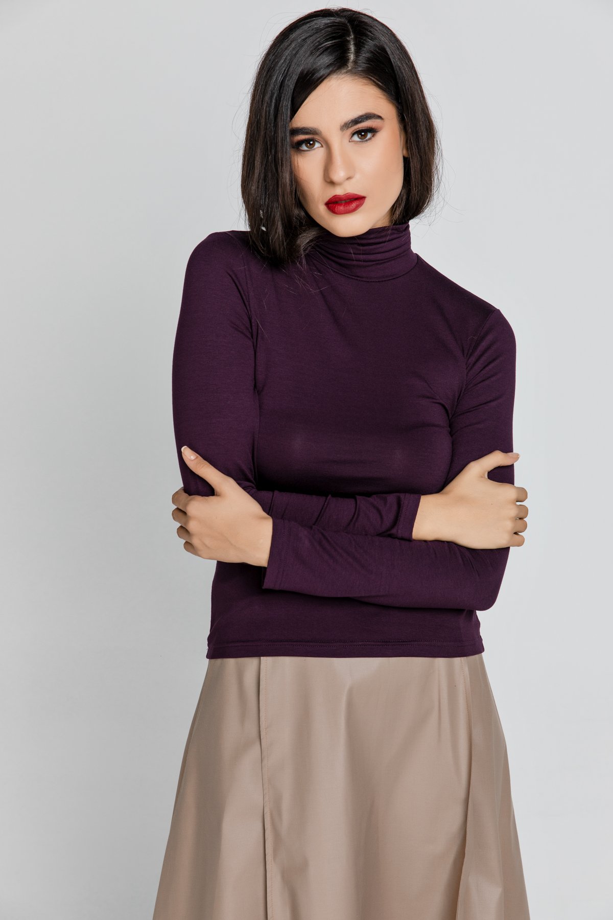 Lila Rollkragen-Top von Conquista