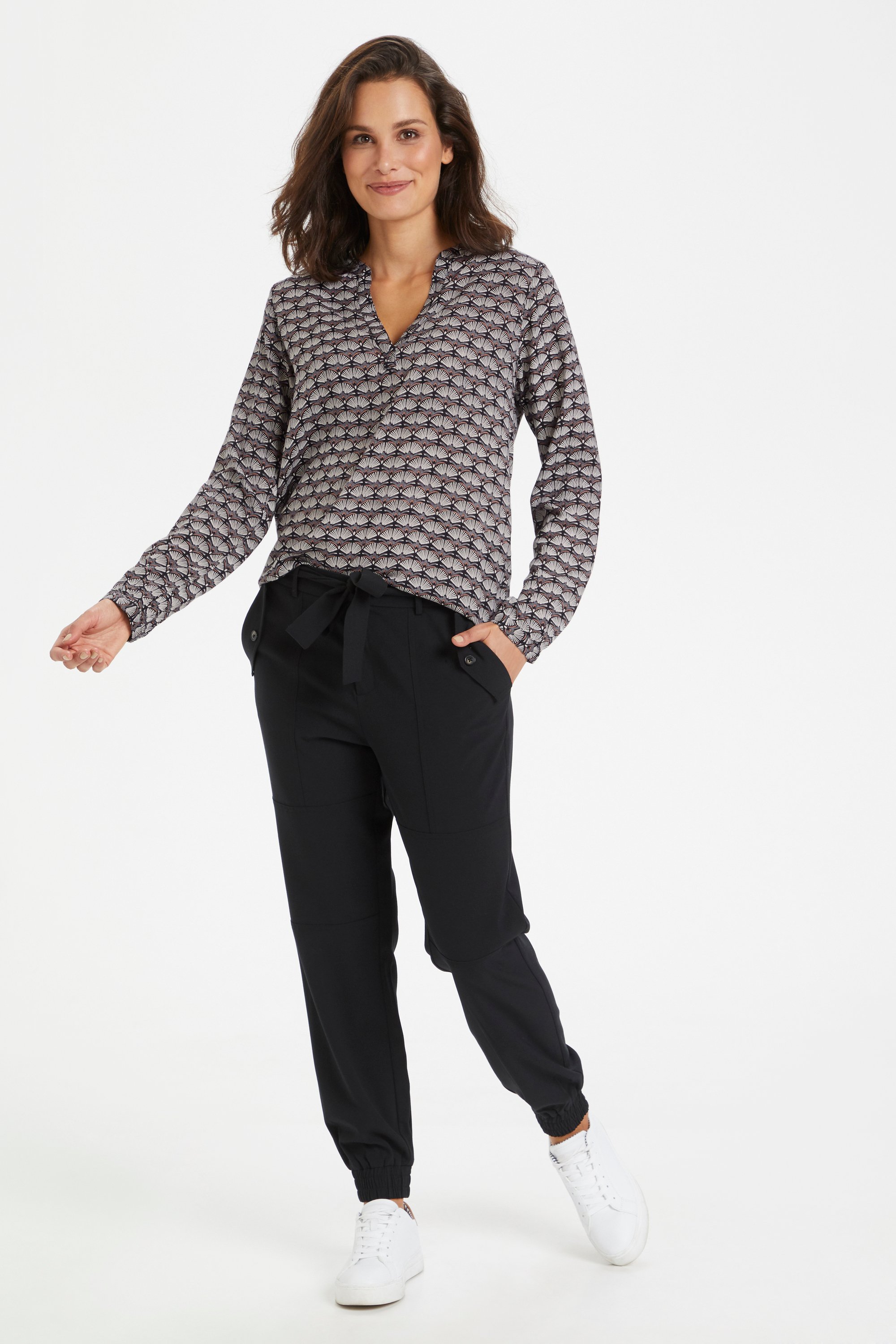 Langarm-Bluse Regular fit Black/Woodsmoke Fan Print black multi