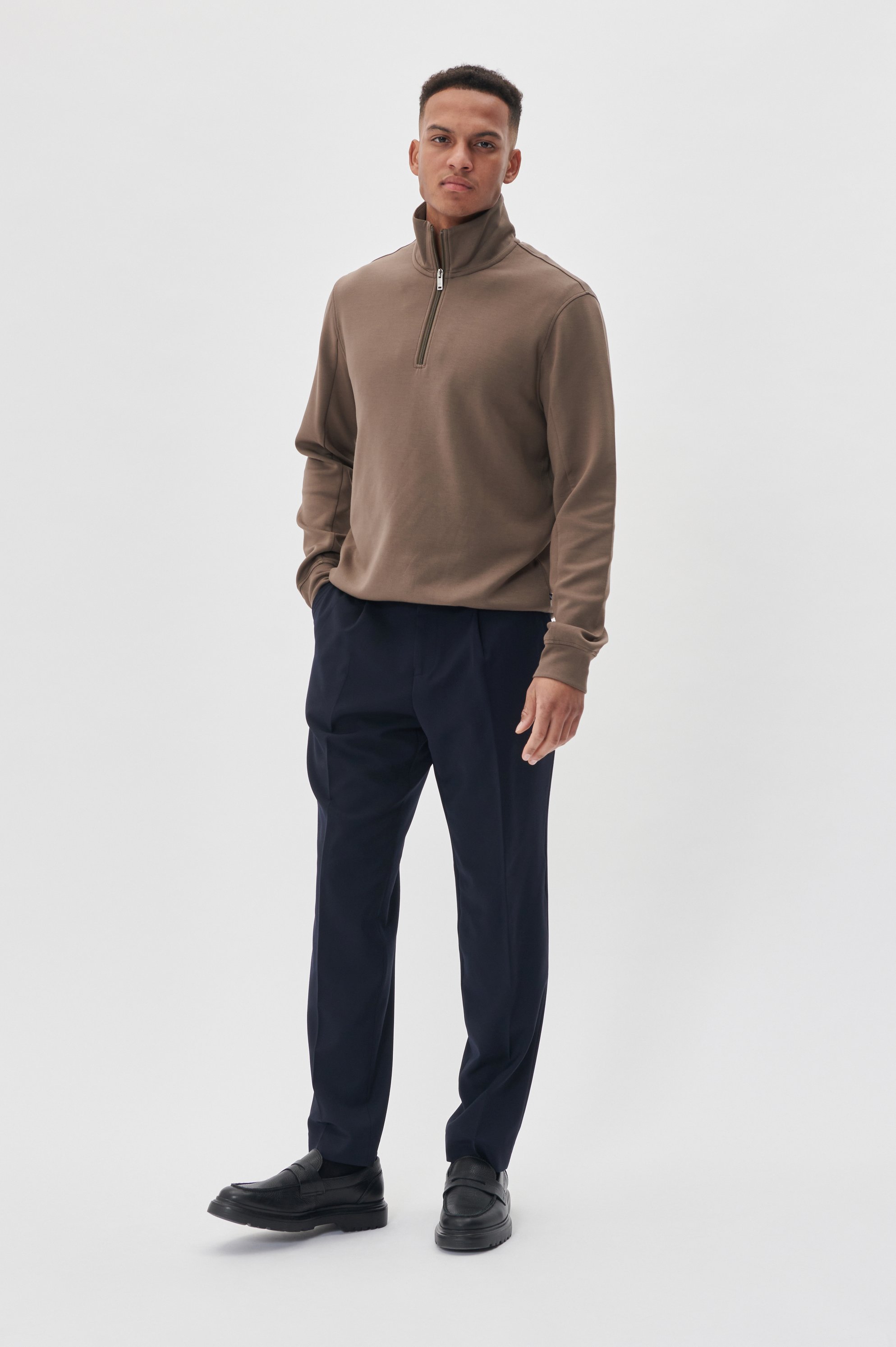 Thumbnail - Sweatshirt Gerade Passform beige