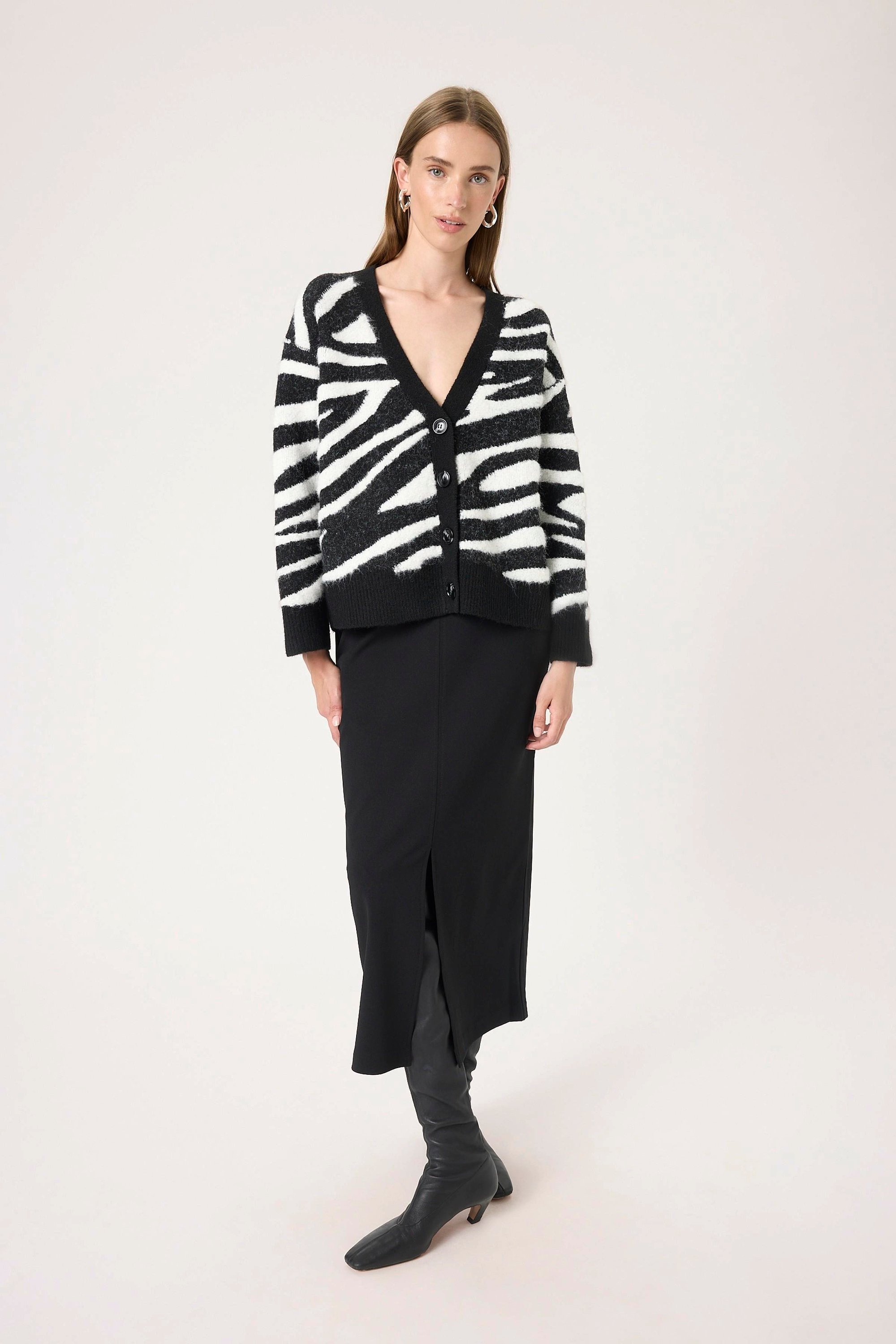 Strickjacke SLSorea Strickjacke Baggy fit animal