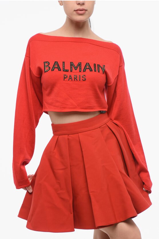 Kurzer Pullover aus Schurwolle mit U-Boot-Ausschnitt in Rot